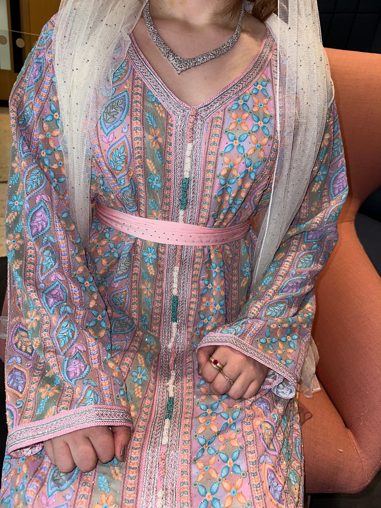 Pink and purple Moroccan kaftan with belt and chiffon Shiela