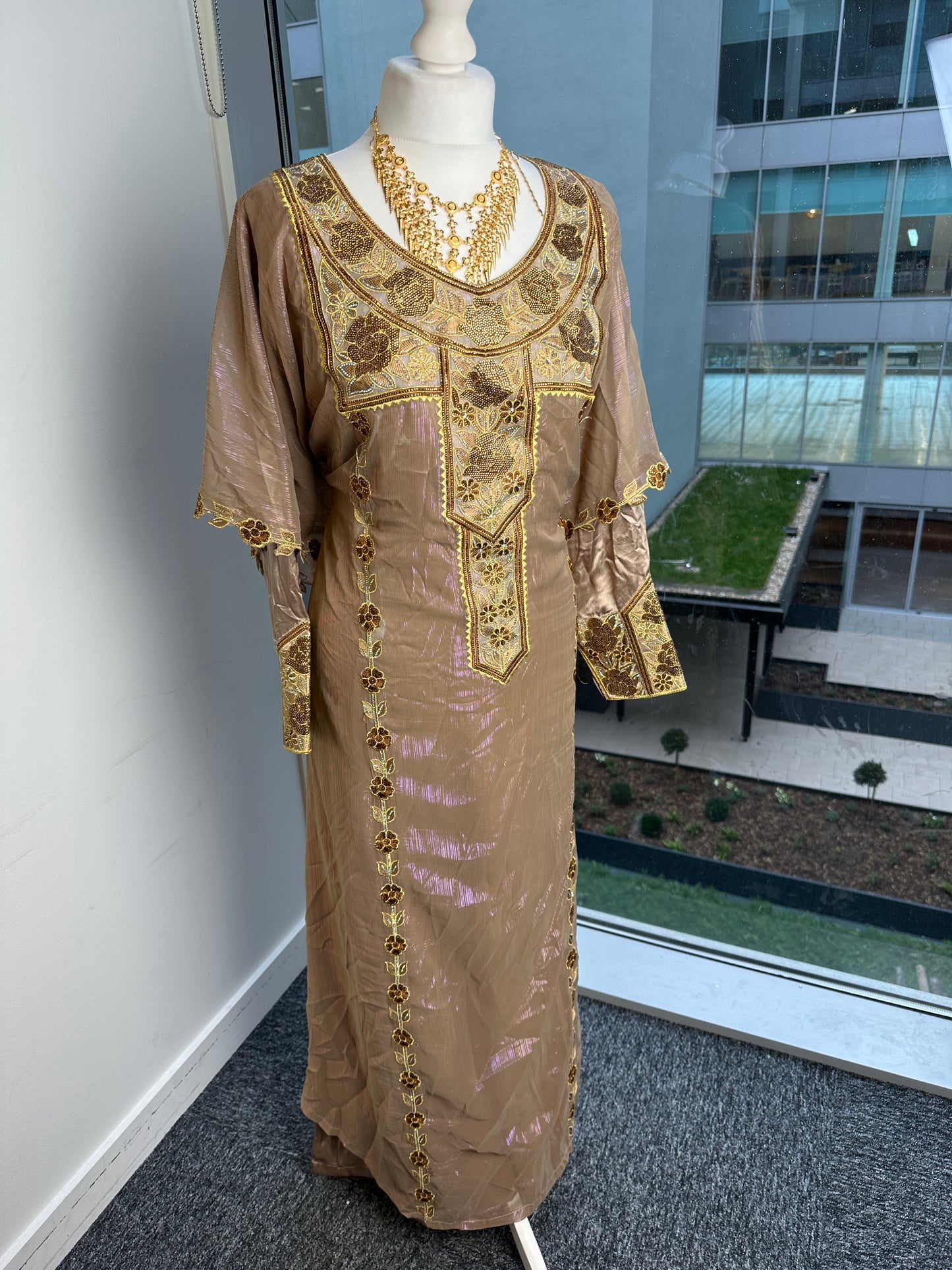 Brown Emirati thobe