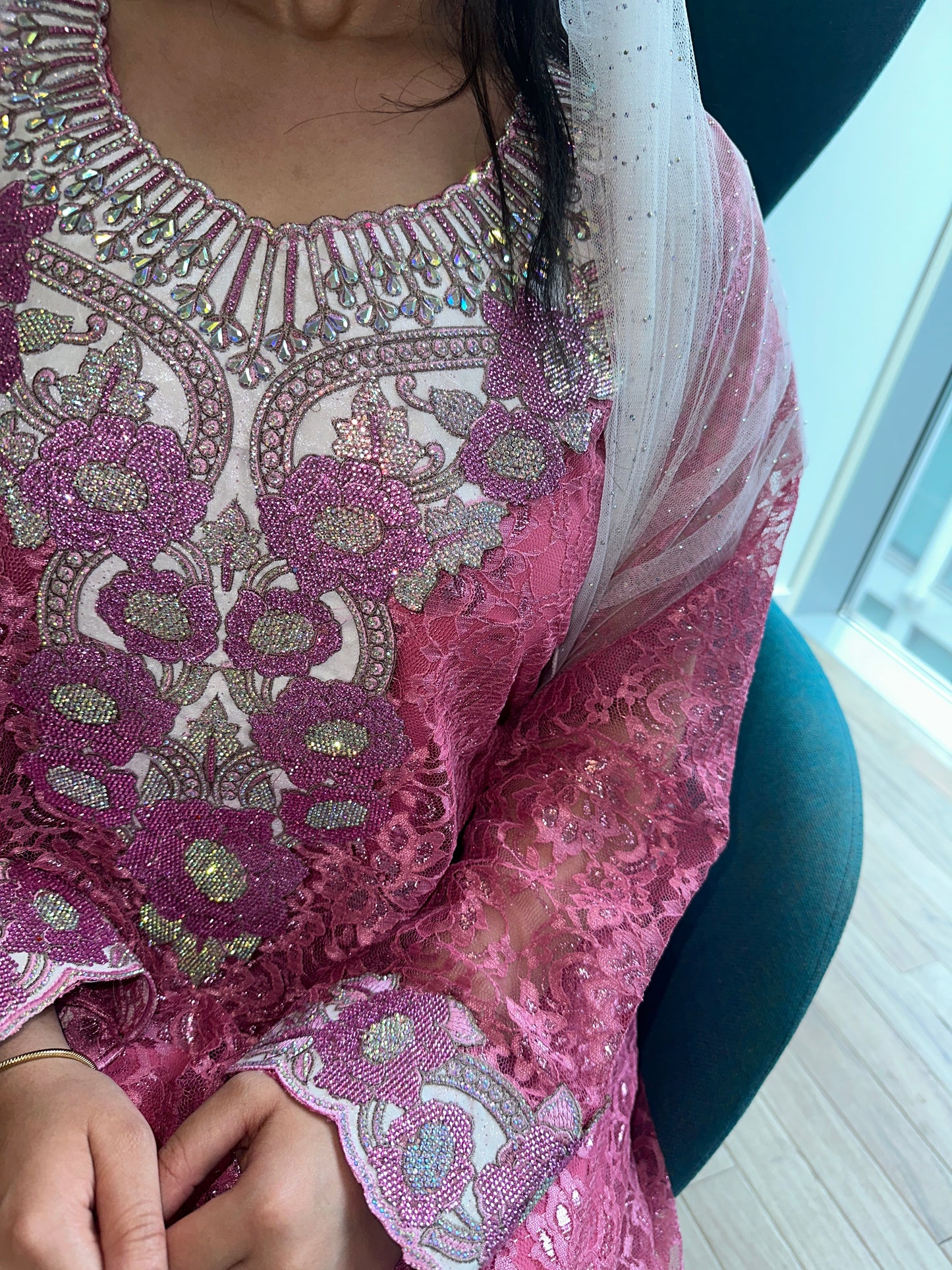 Pink lace mkhawar