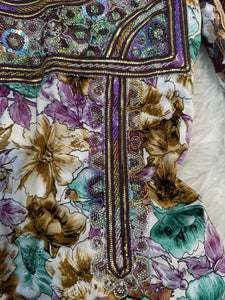 Purple and white Arabic Traditional Mukhawar
