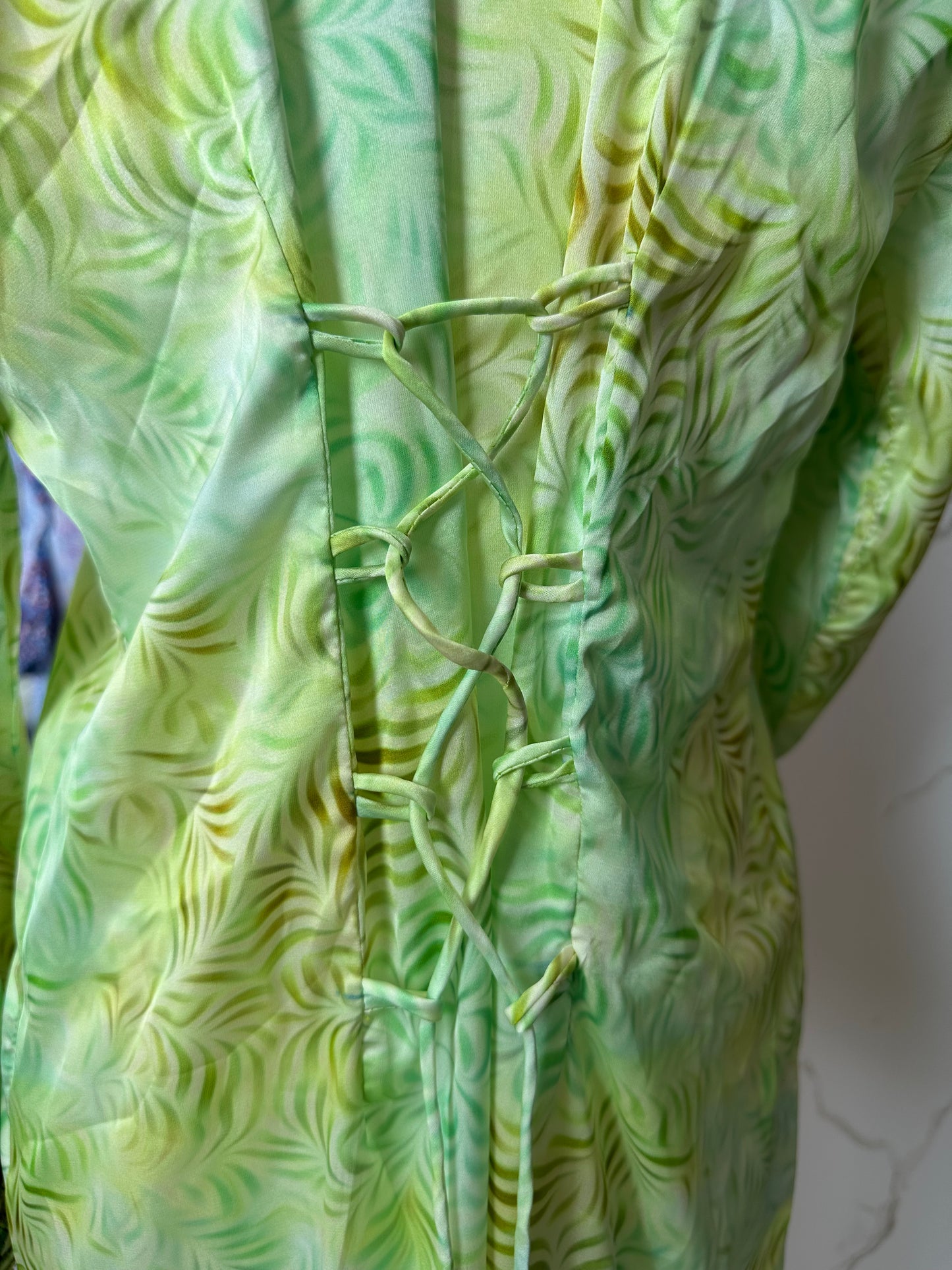 Green mukhawar pure silk with back