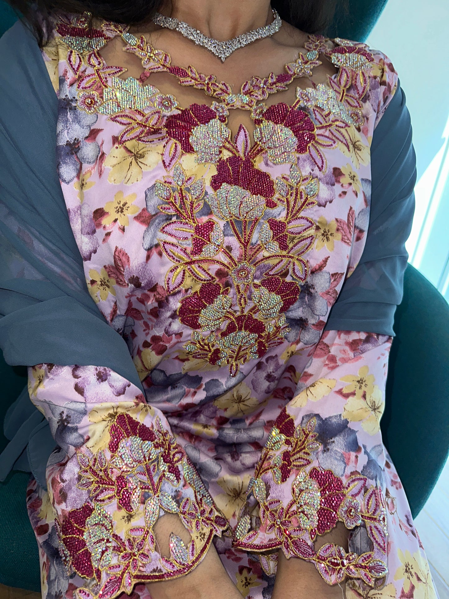 Purple6 and grey mkhawar with matching Shiela