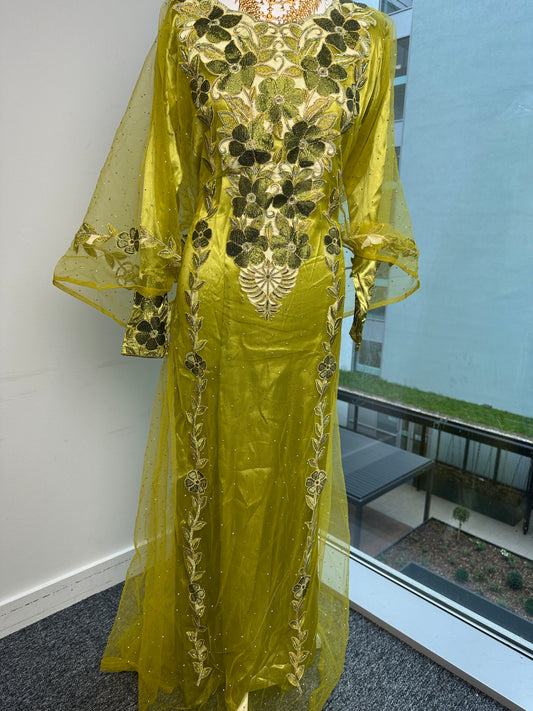 Lime green Emirati thobe with belt
