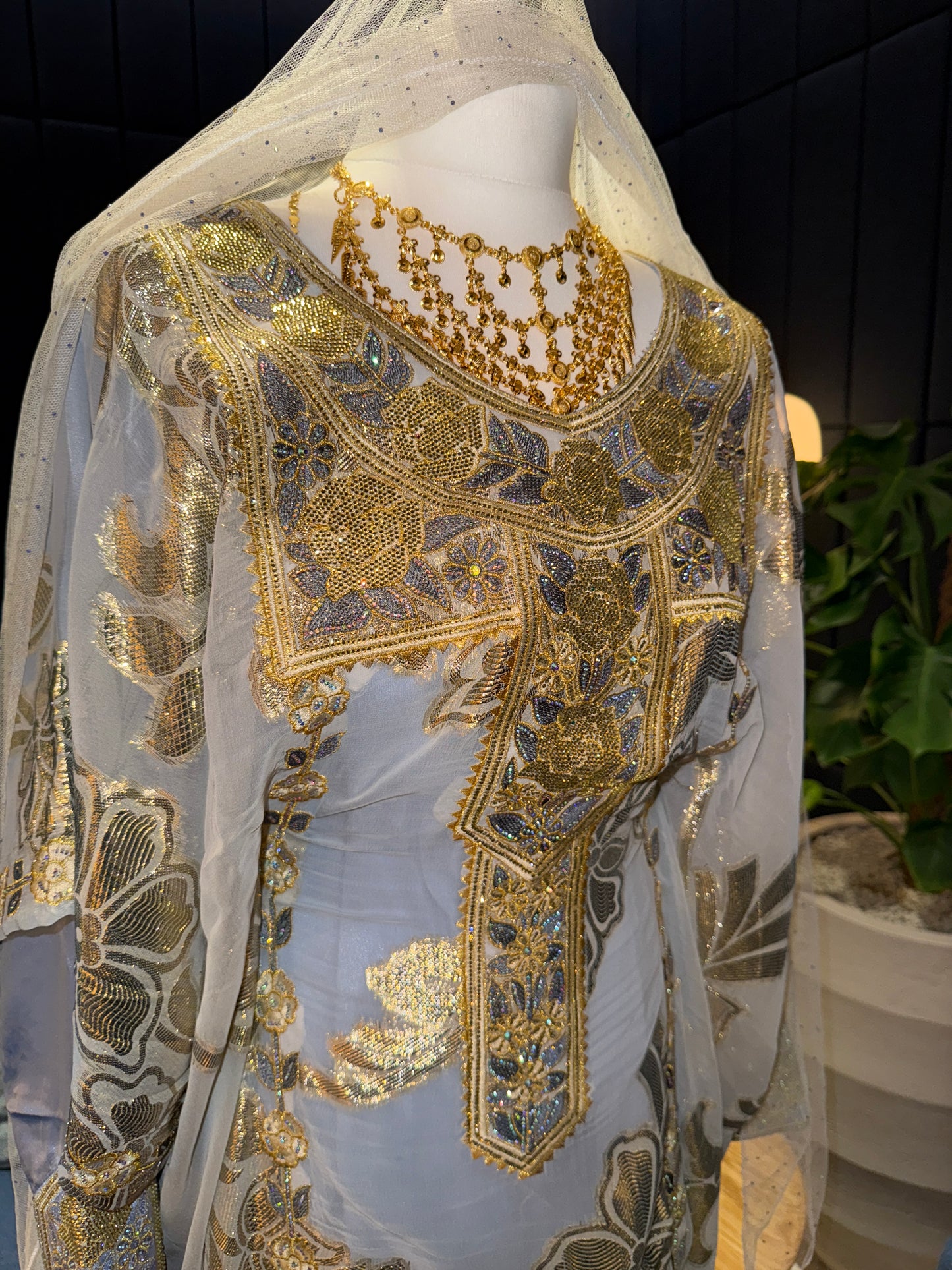 Grey/blue sky Emirati Thobe two pieces with belt inside