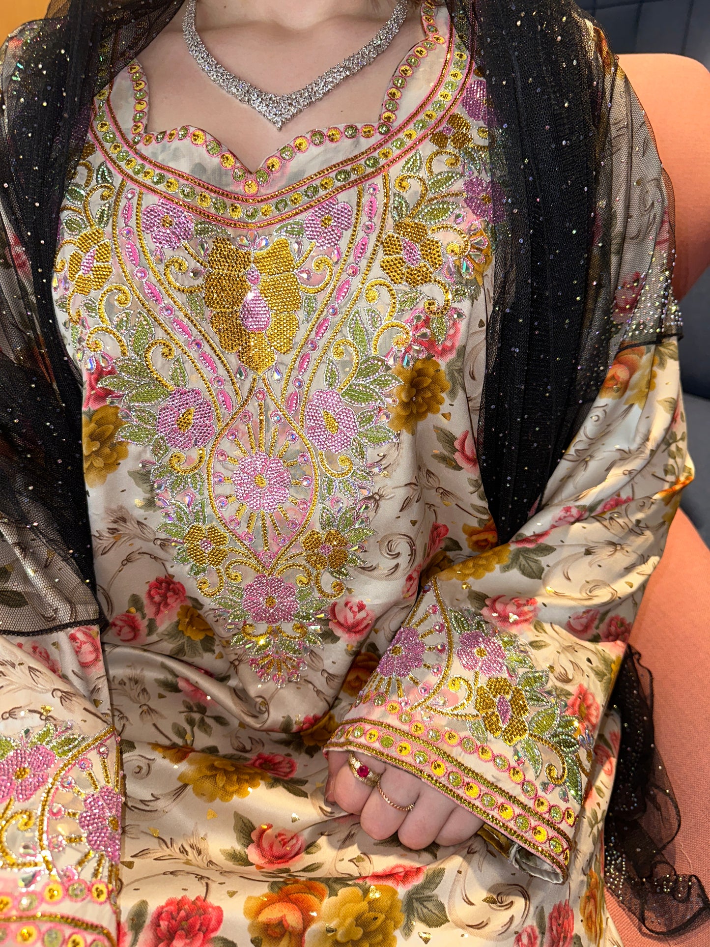 Peach and pink enzeray mkhawar