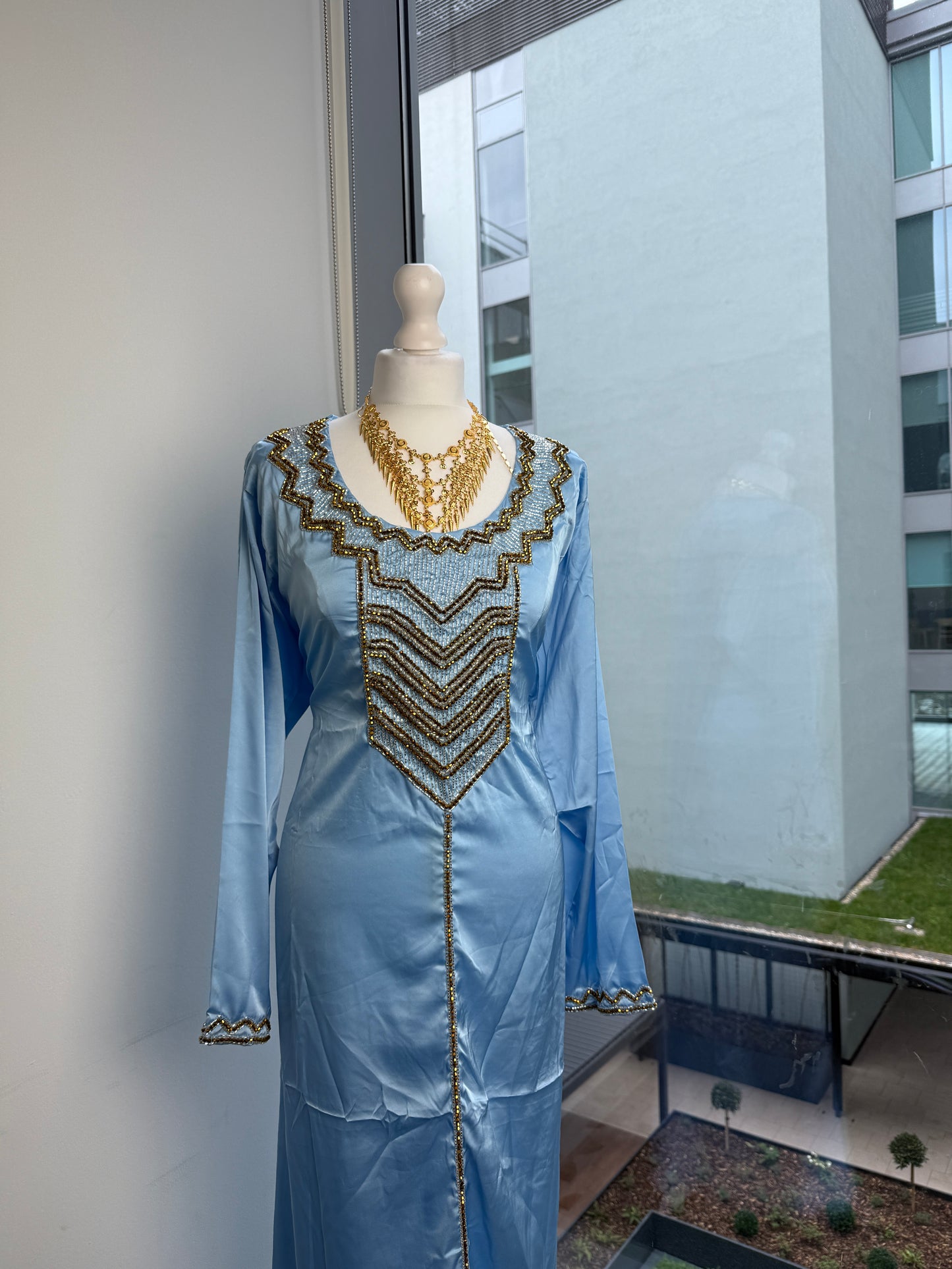 Blue and gold silk Mukhawar
