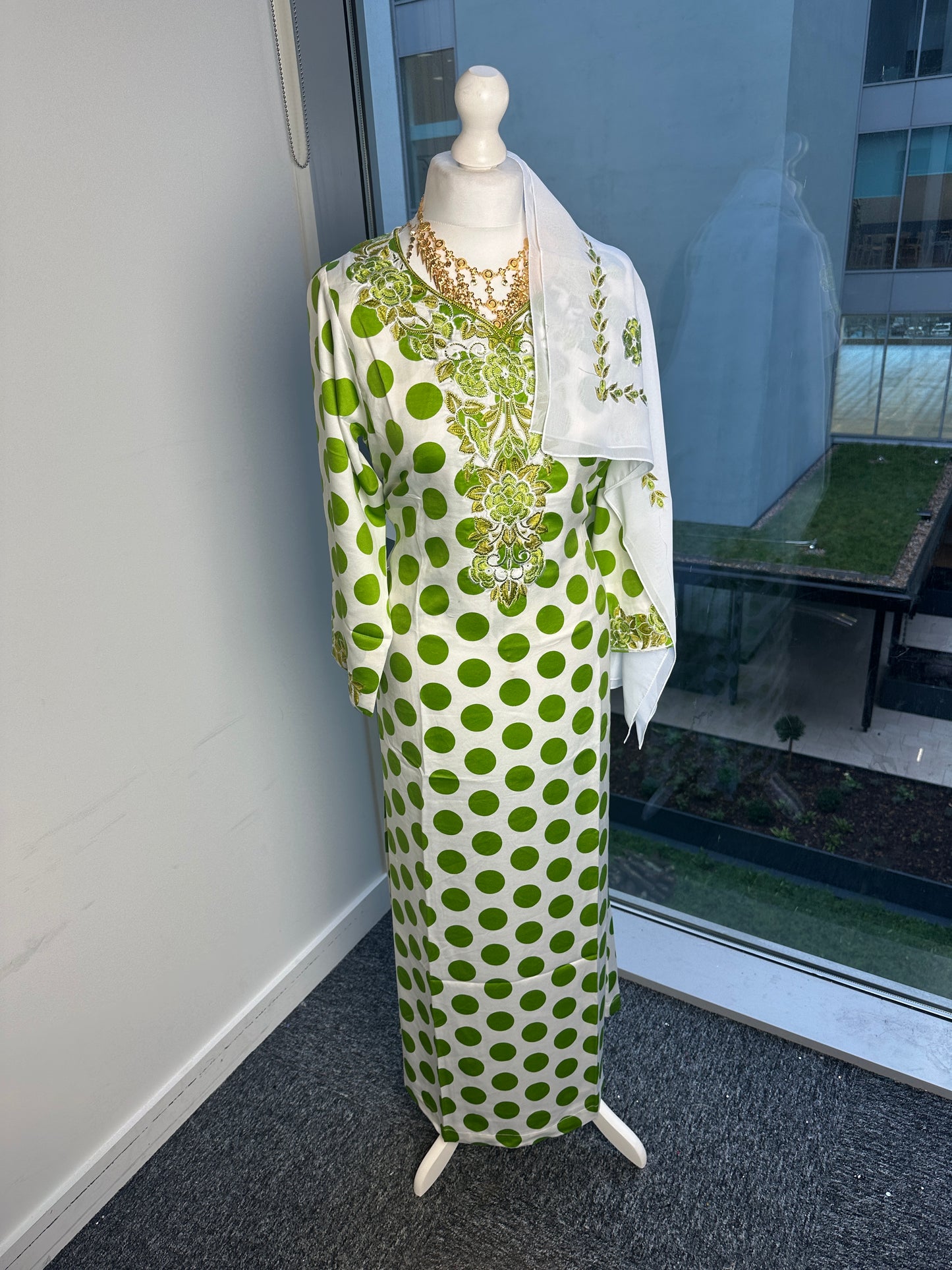 Green polka dot Mukhawar with matching Sheila