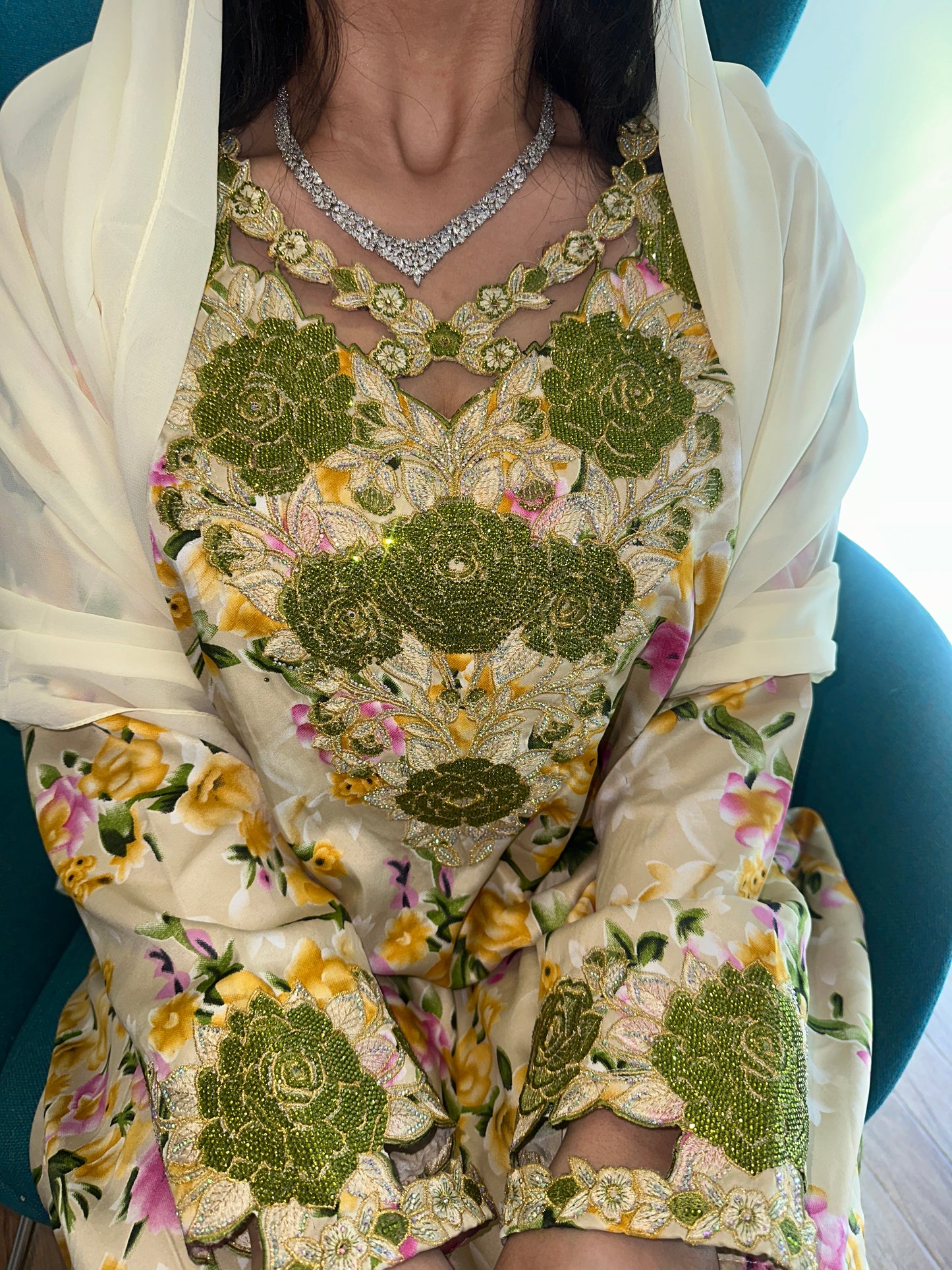 Cream and green mkhawar with matching Shiela