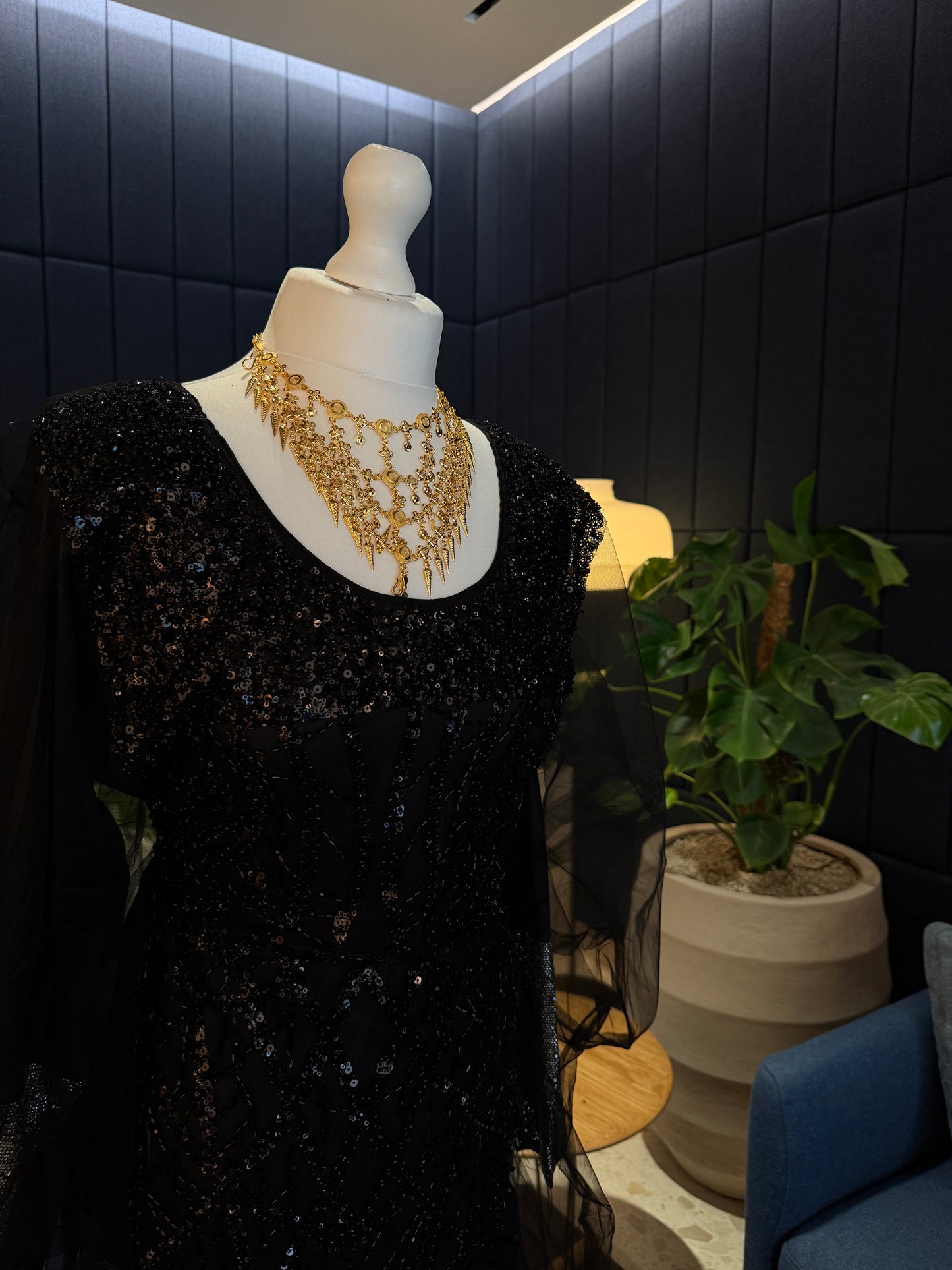 Black handmade Emirati Thobe