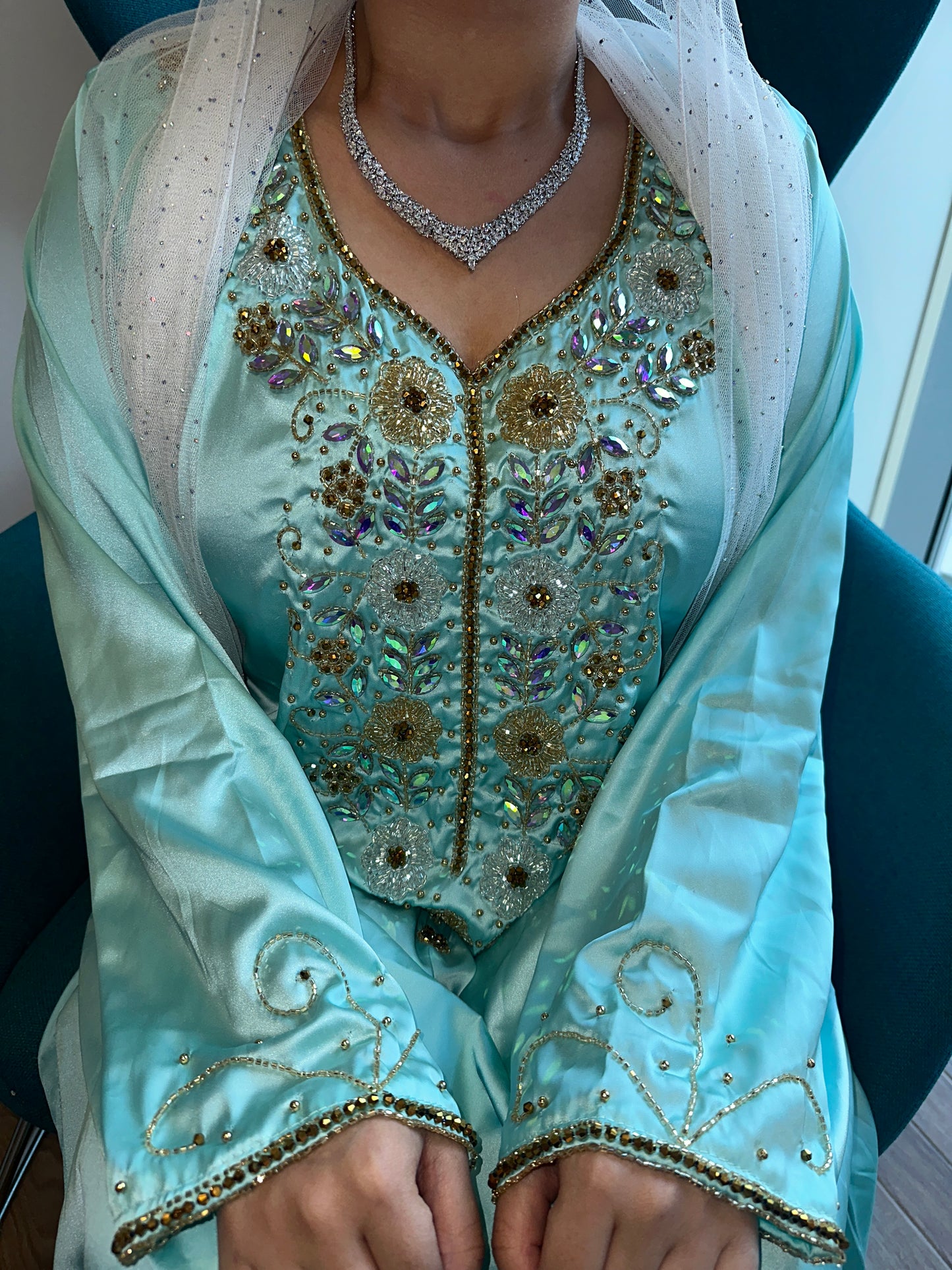 Pure silk beaded mkhawar with back belt