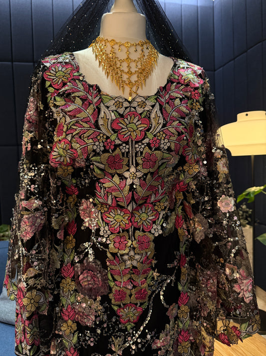 Handmade black and pink Emirati Thobe two pieces with belt inside