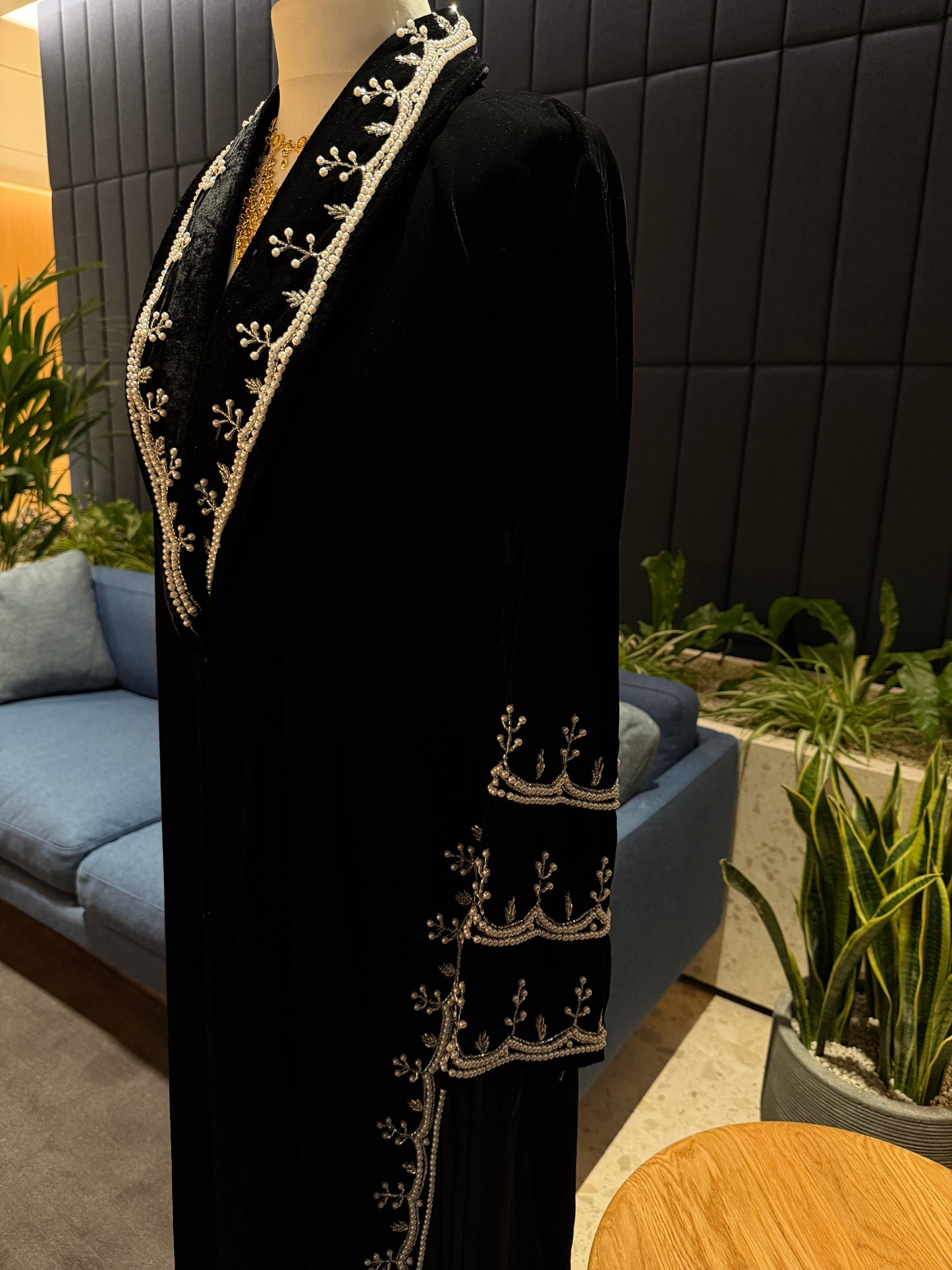 Kasarat abaya, Velvet abaya, handmade work with kasarat