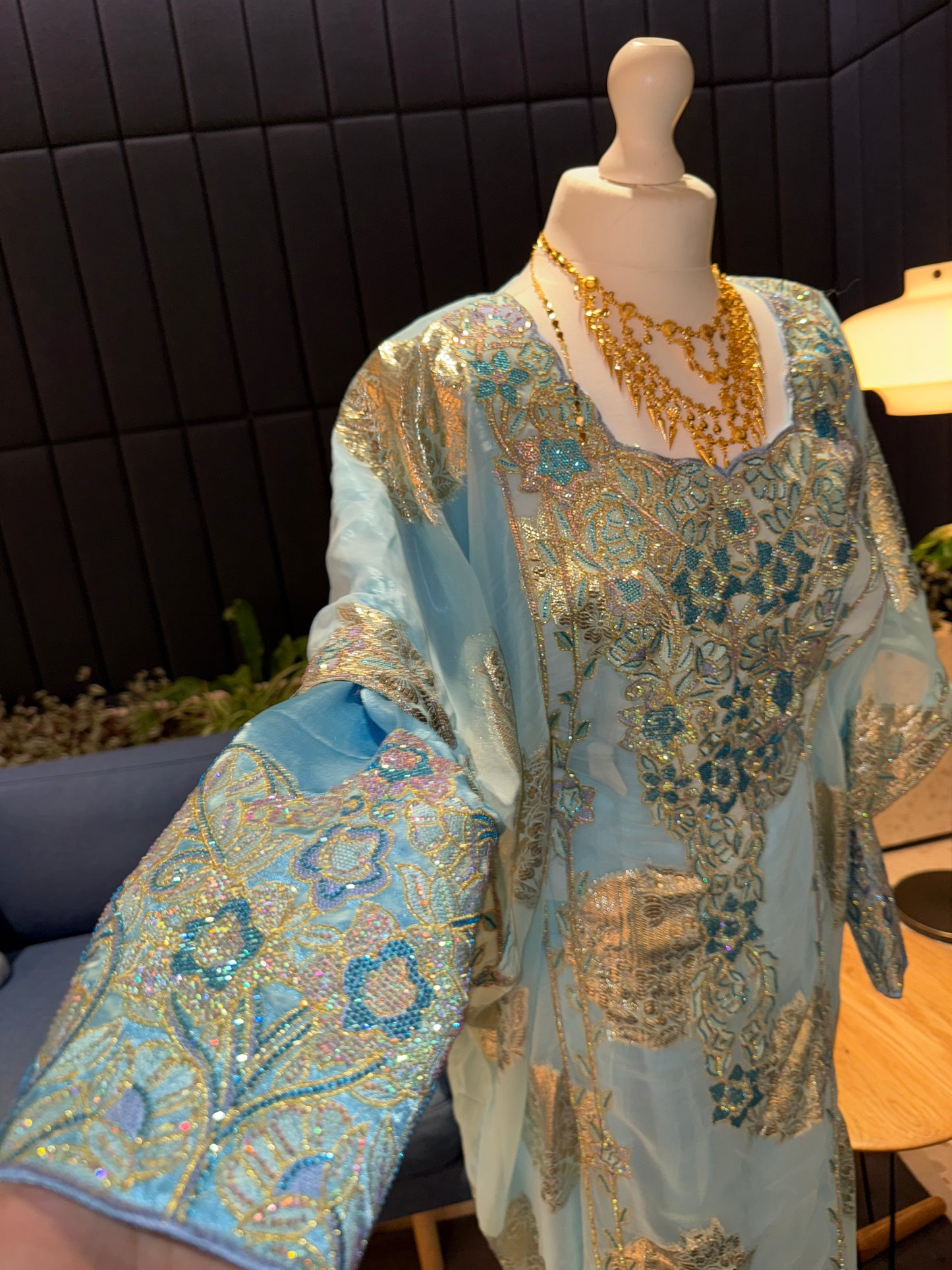 Emirati blue thobe two pieces with belt inside