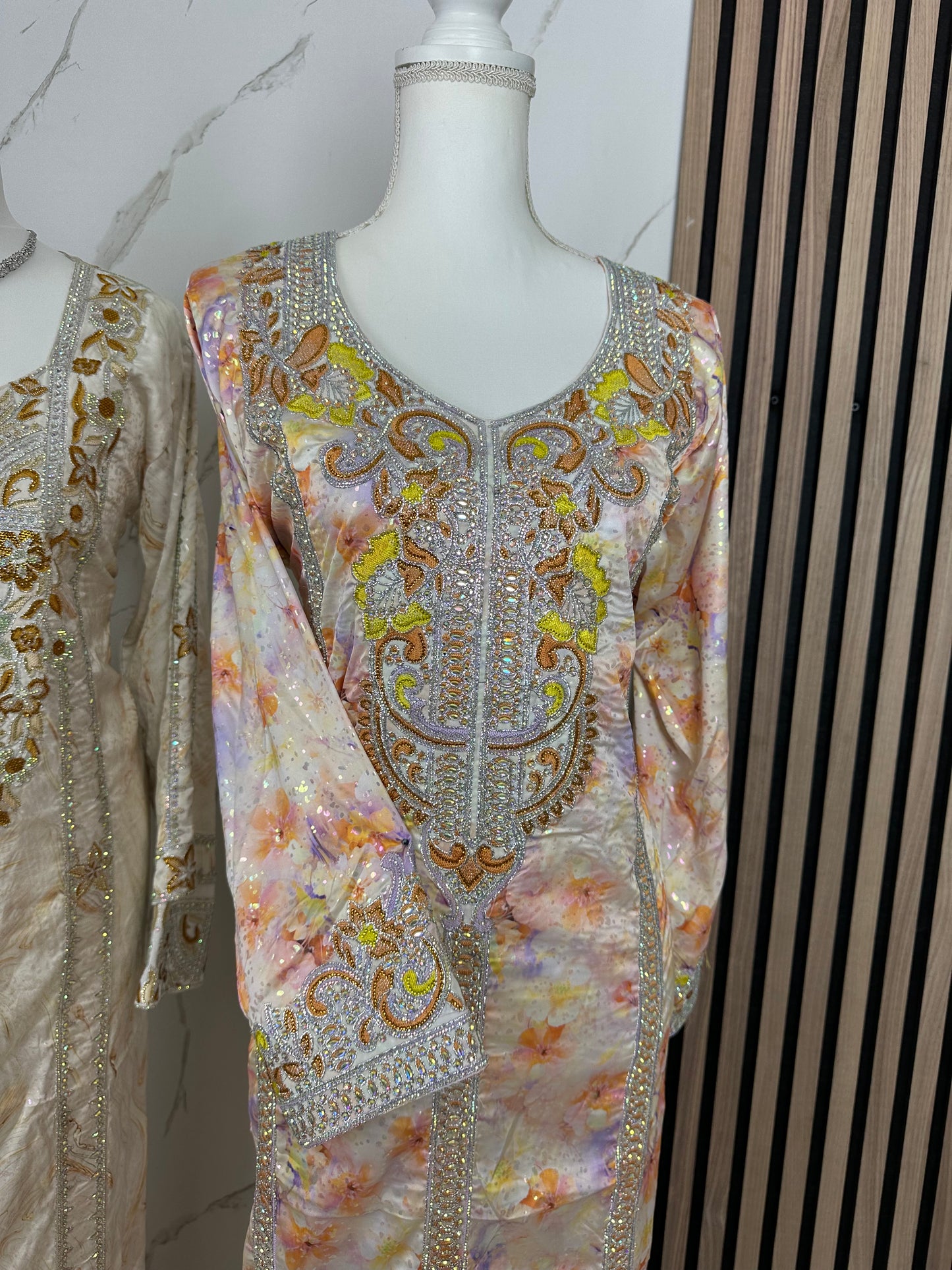 Premium silk mkhawar