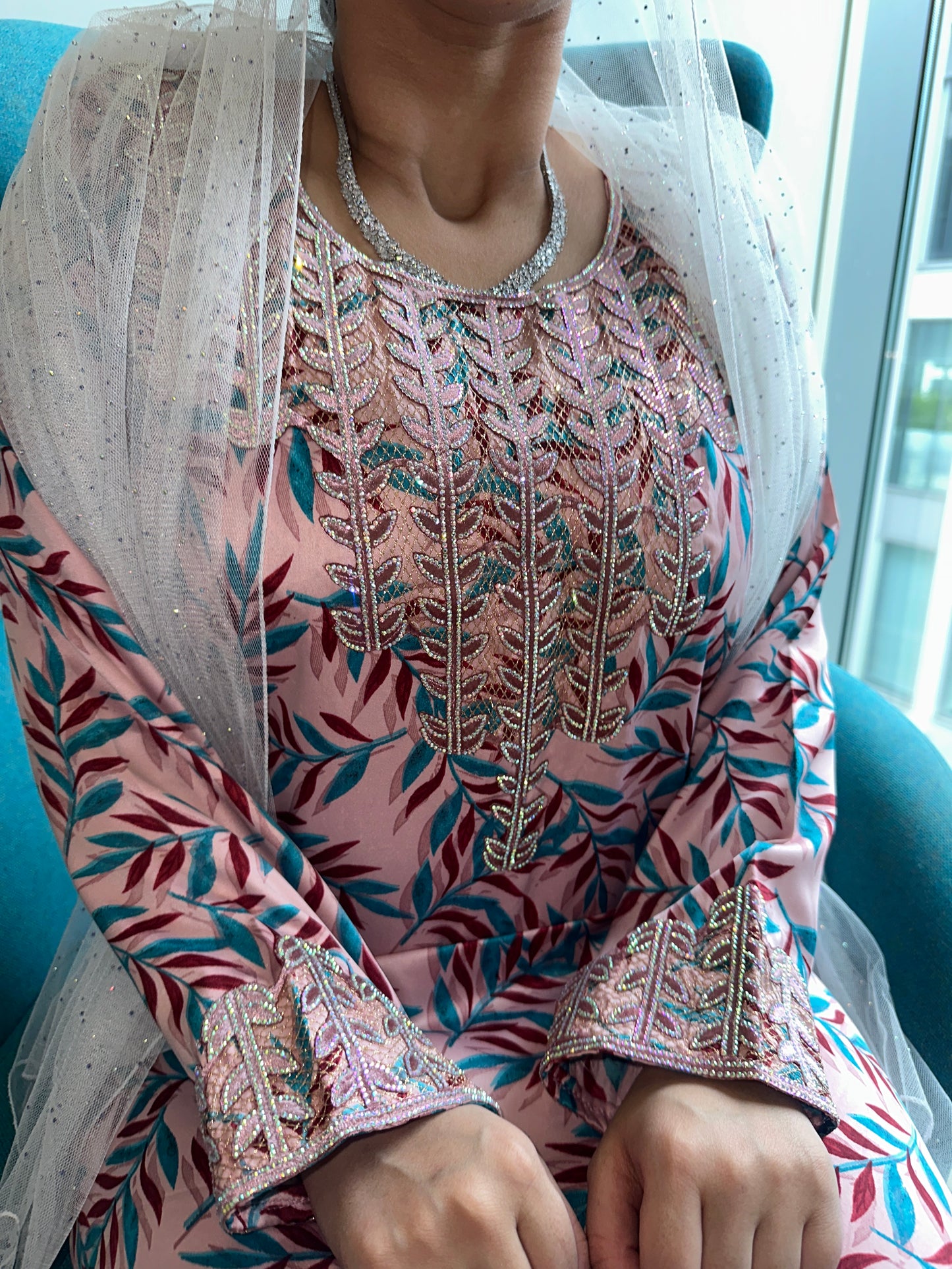 Pink mkhawar