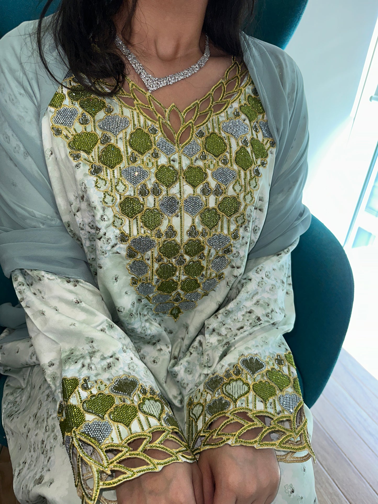 Green mkhawar with matching Shiela