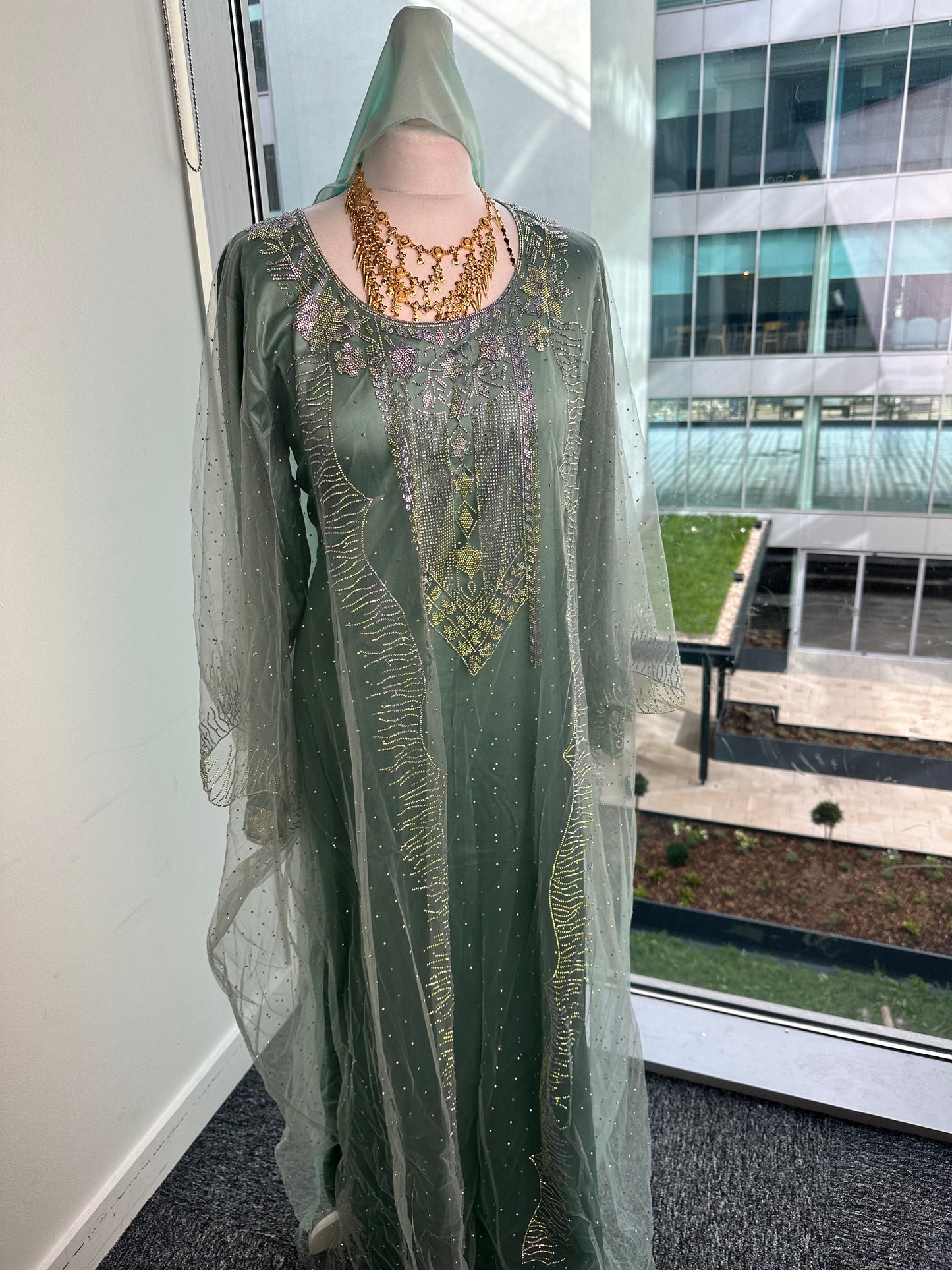Light blue Emirati thobe with matching Sheila