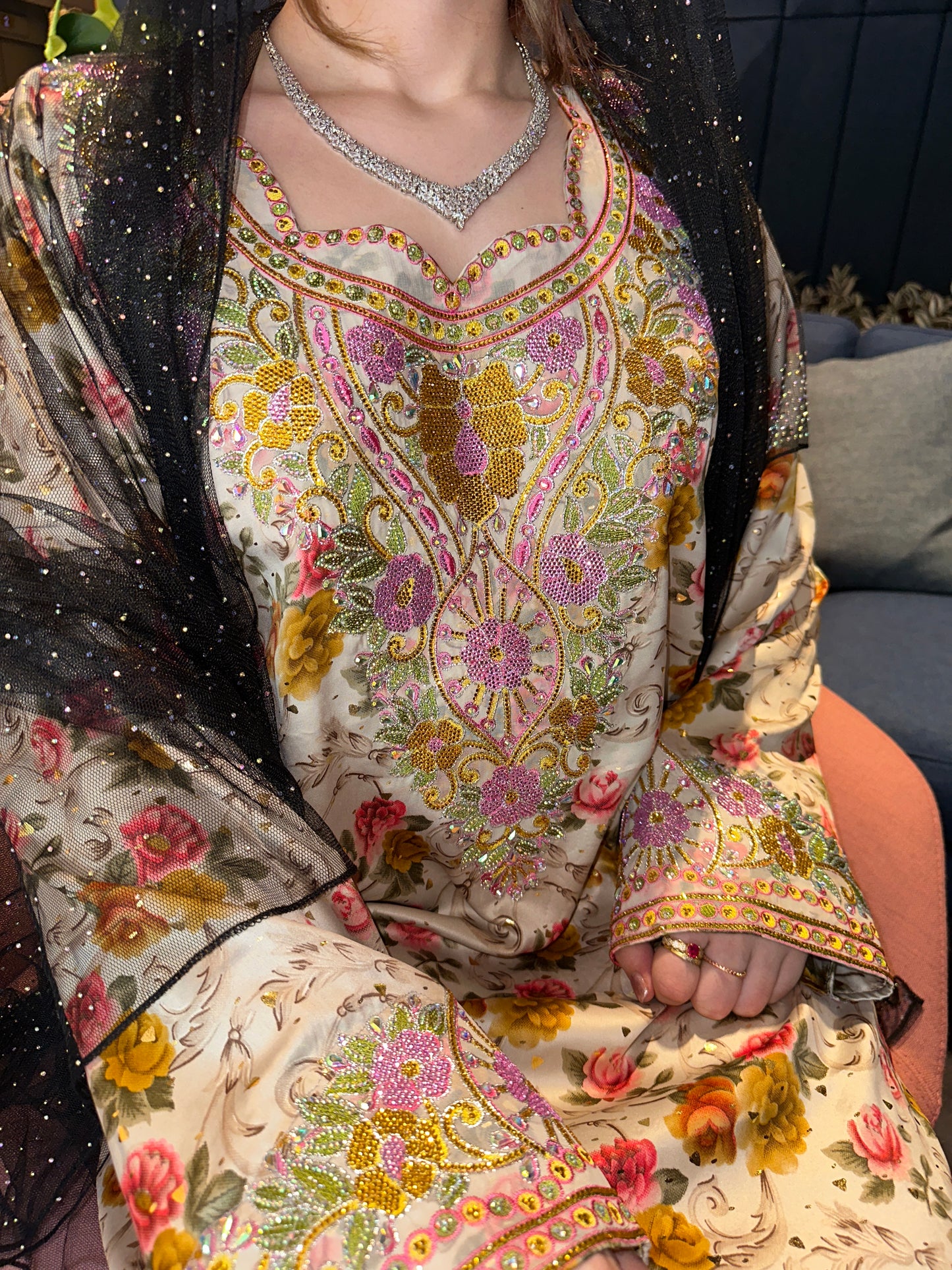 Peach and pink enzeray mkhawar