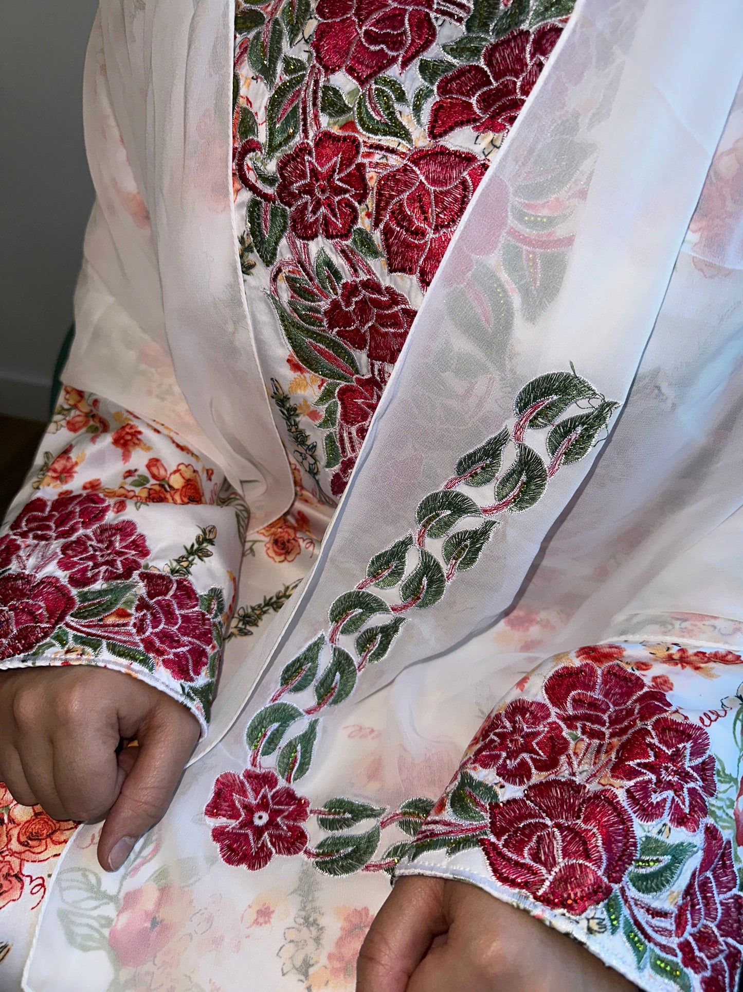 Red and white mkhawar with matching Shiela