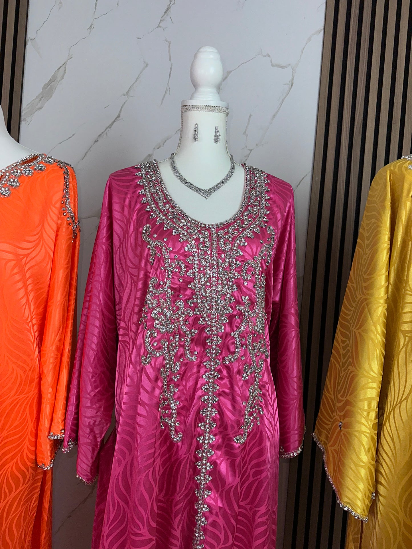 Pink large mkhawar with large sleeves handmade work and pure silk