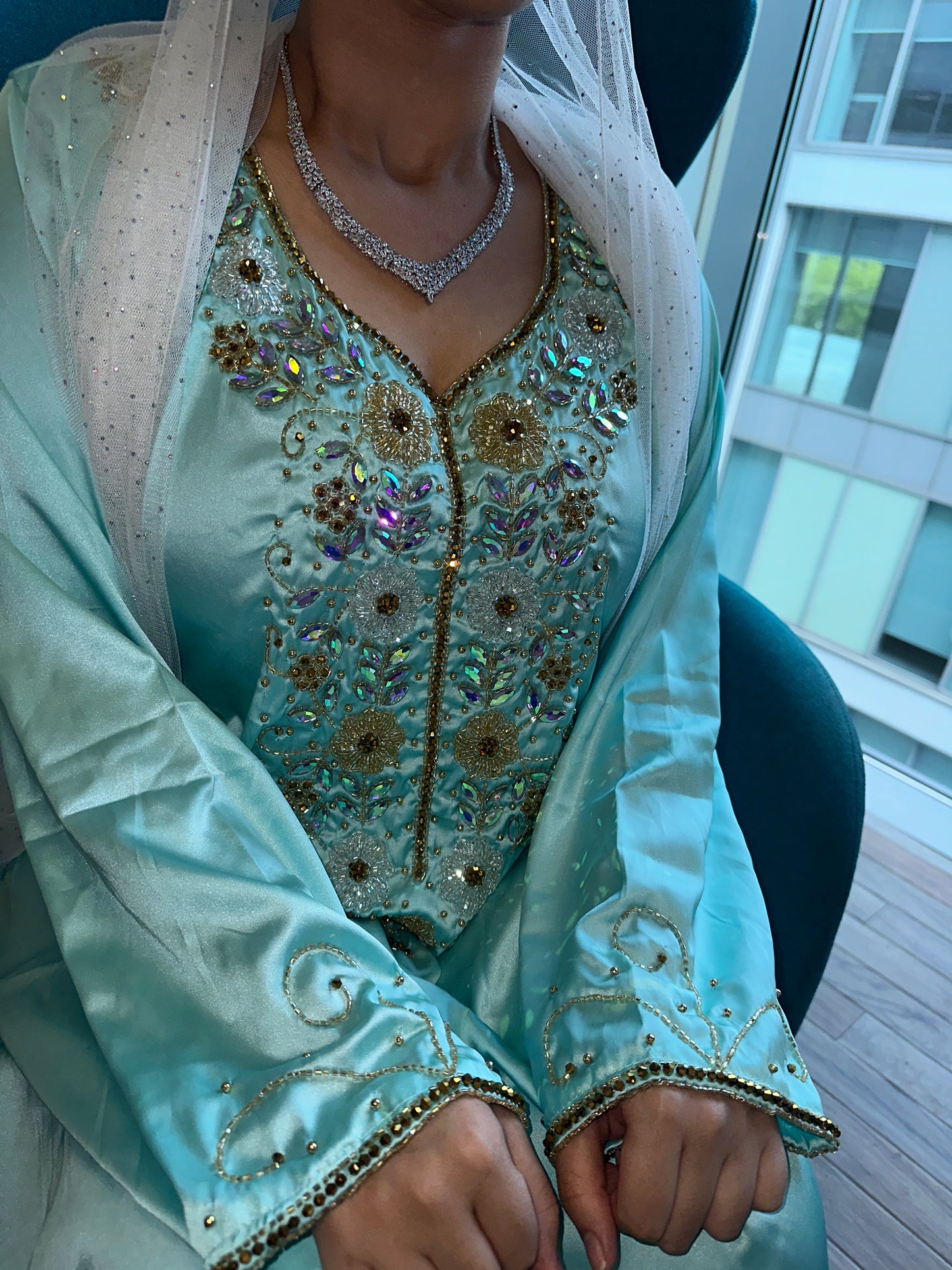 Pure silk beaded mkhawar with back belt