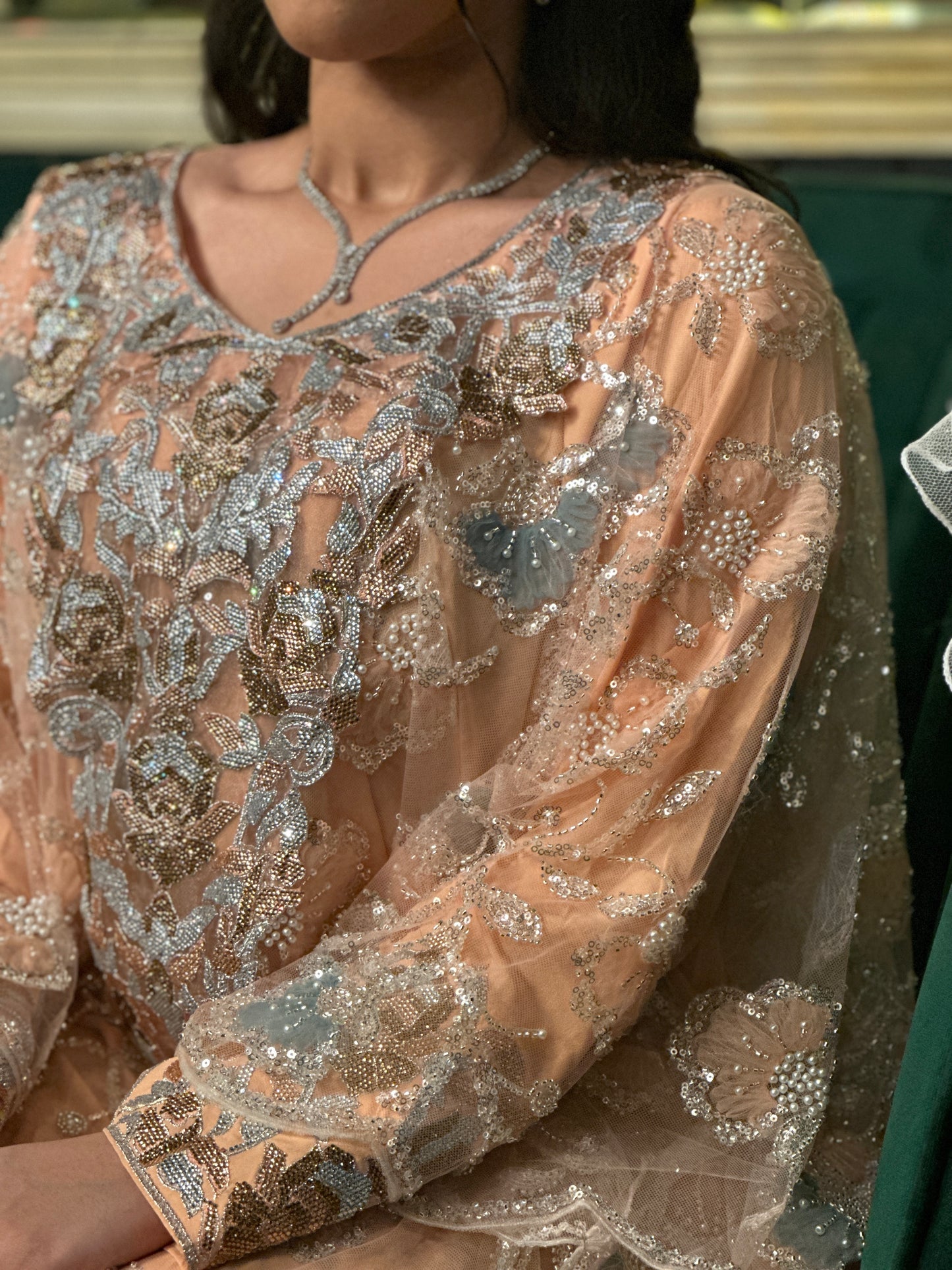 Fully handmade Emirates Thobe, two pieces with cream chiffon Sheila