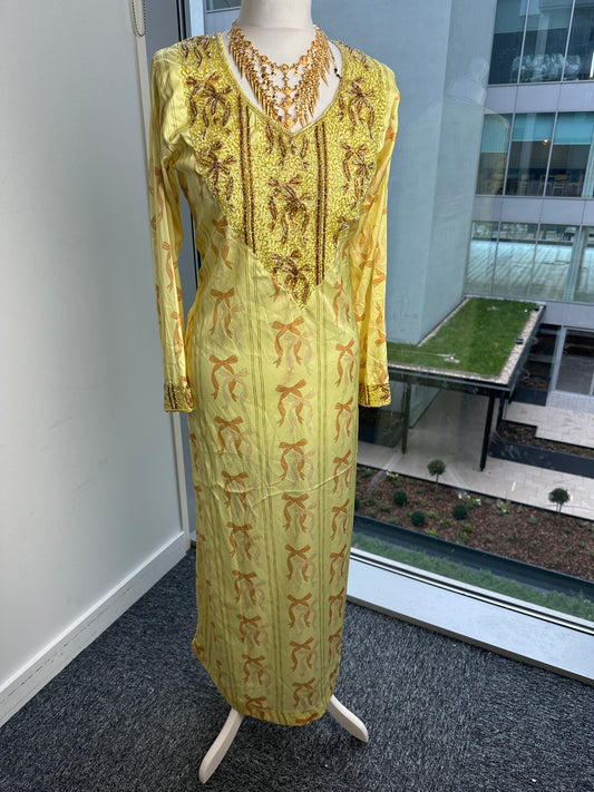 Yellow bow Mukhawar with corset