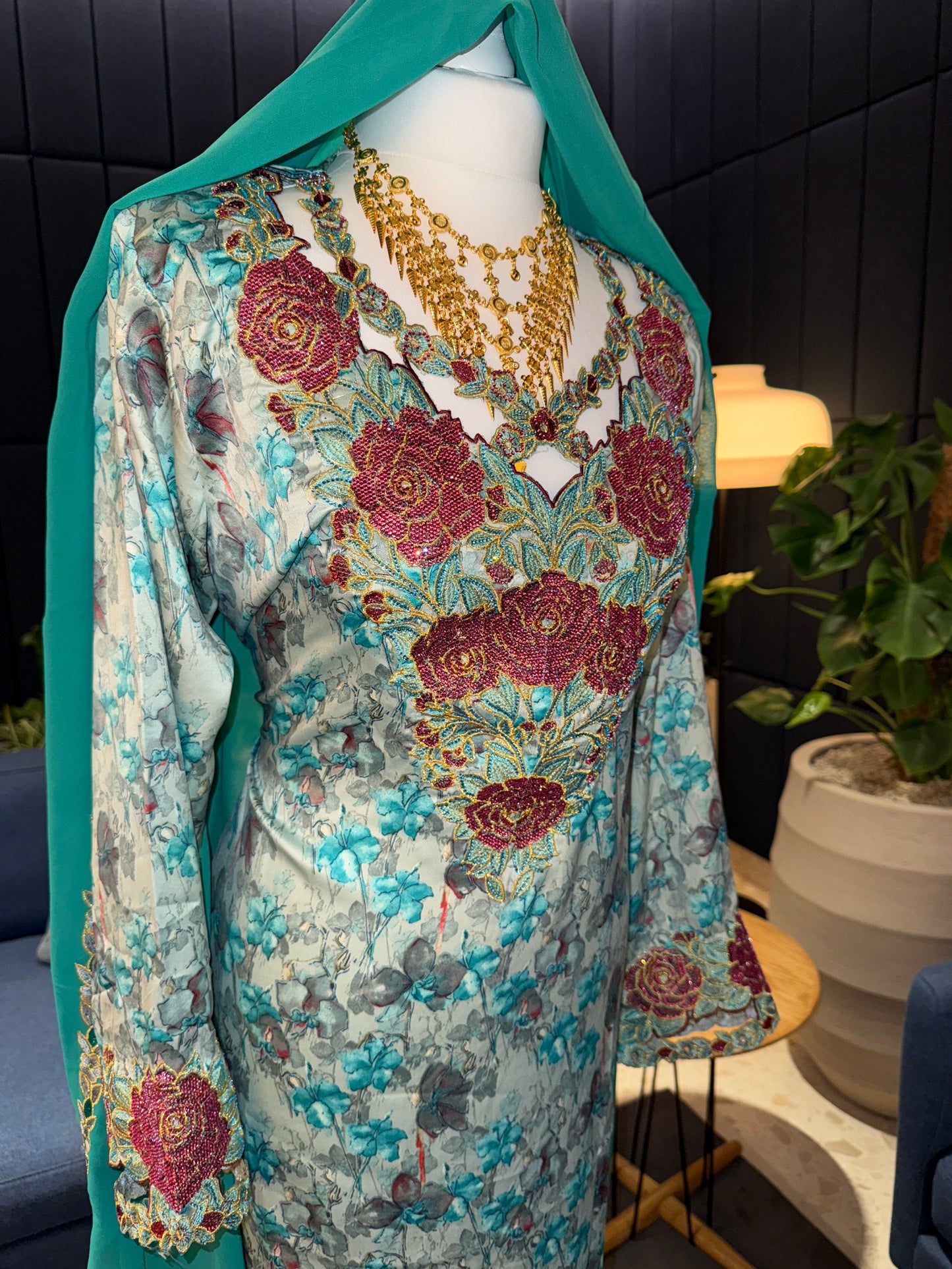 Green mukhawar with matching Shiela hijab