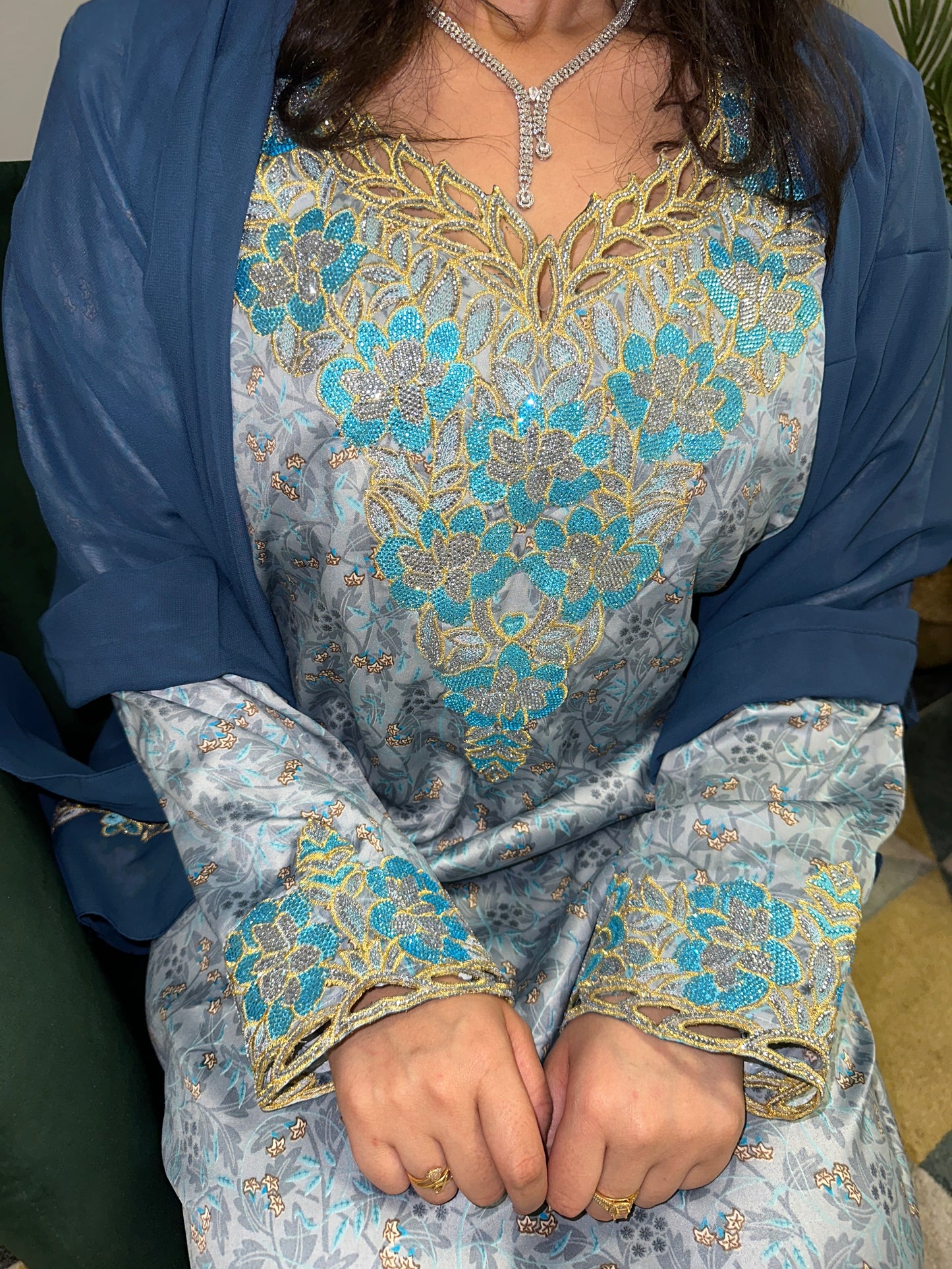 Blue and grey mkhawar with matching Shiela