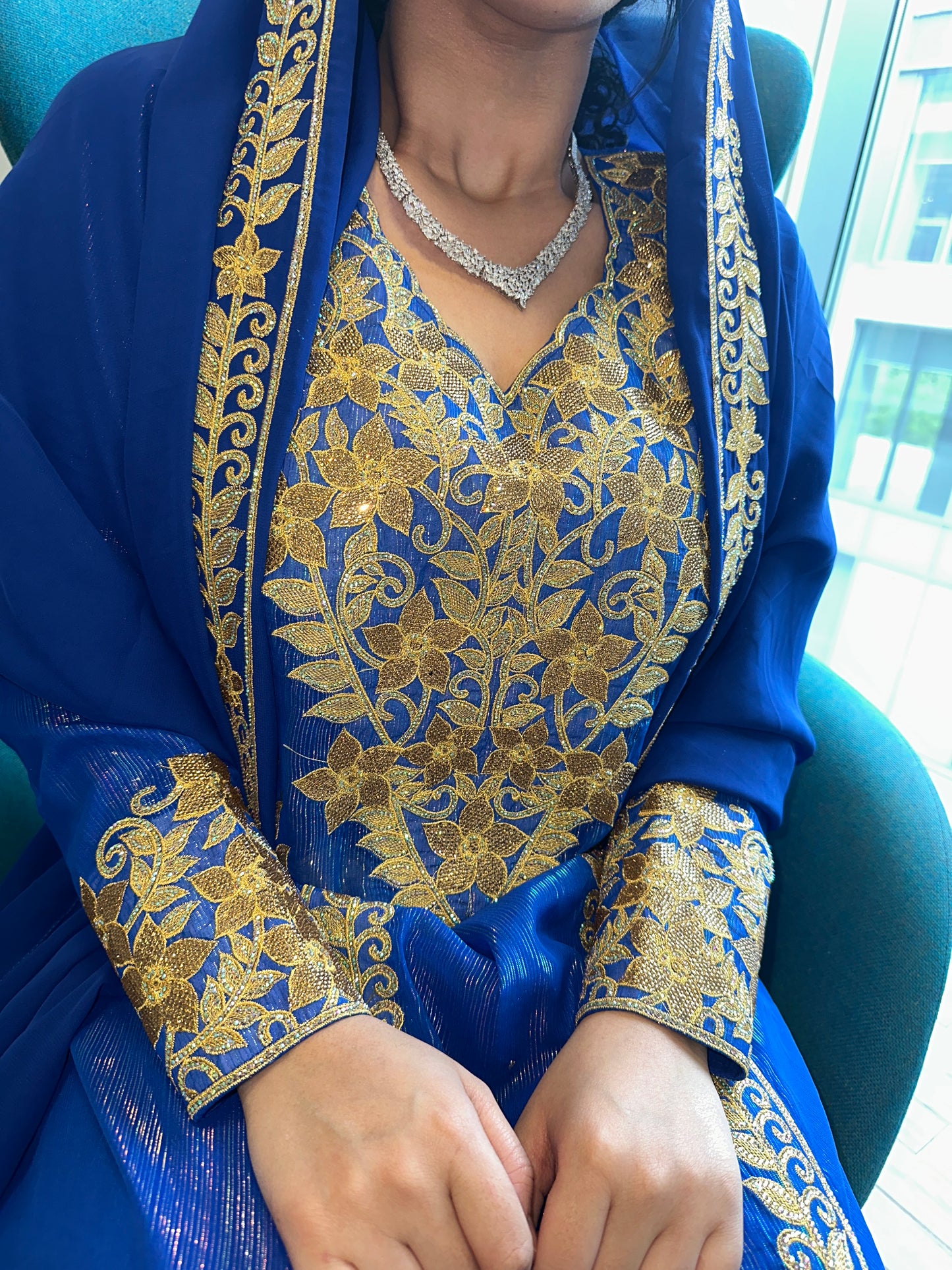 Blue mkhawar with matching Shiela