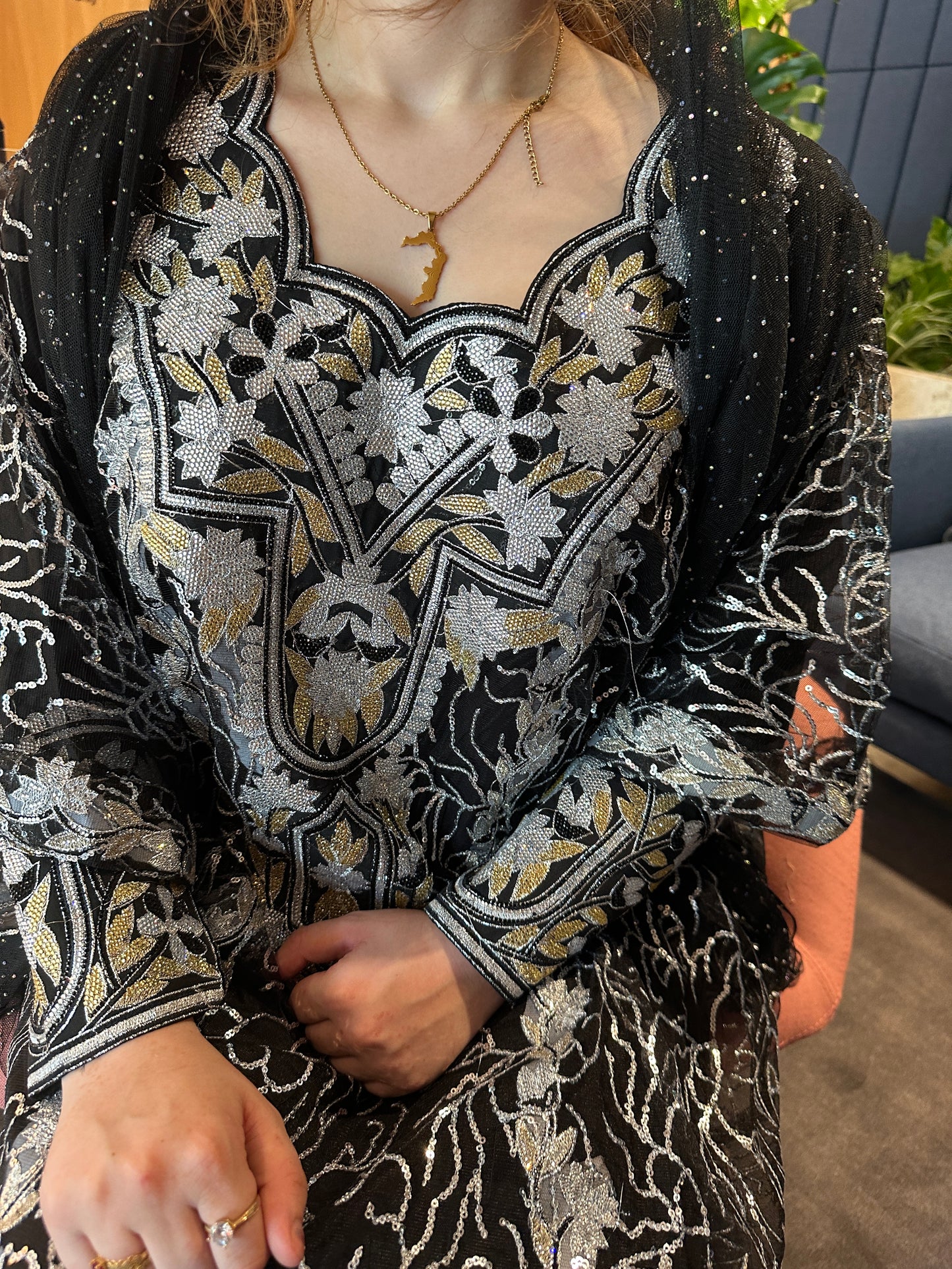 Burgundy and black Emirates Thobe with chiffon Sheila