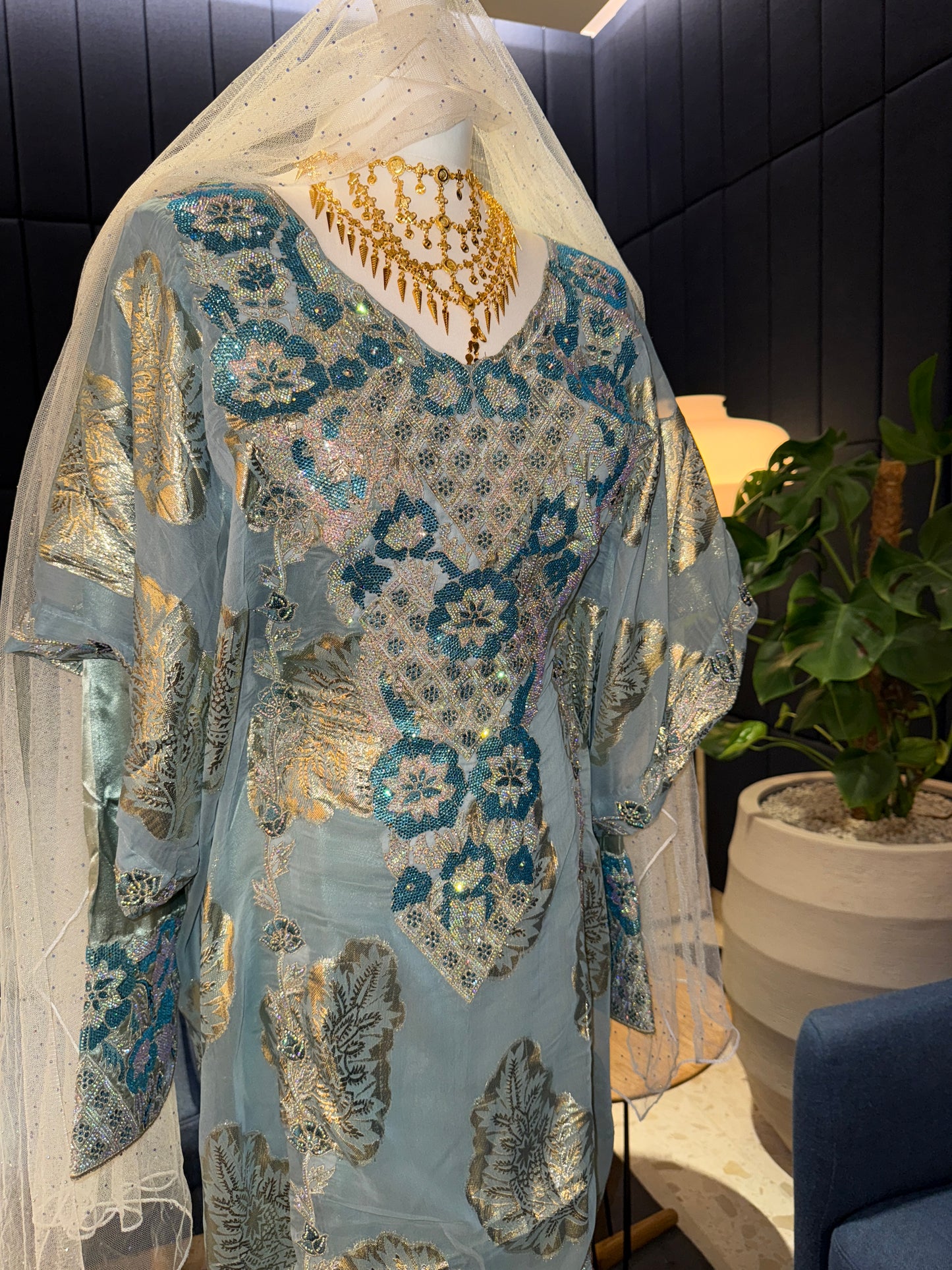 Emerati blue Thobe two pieces with belt inside