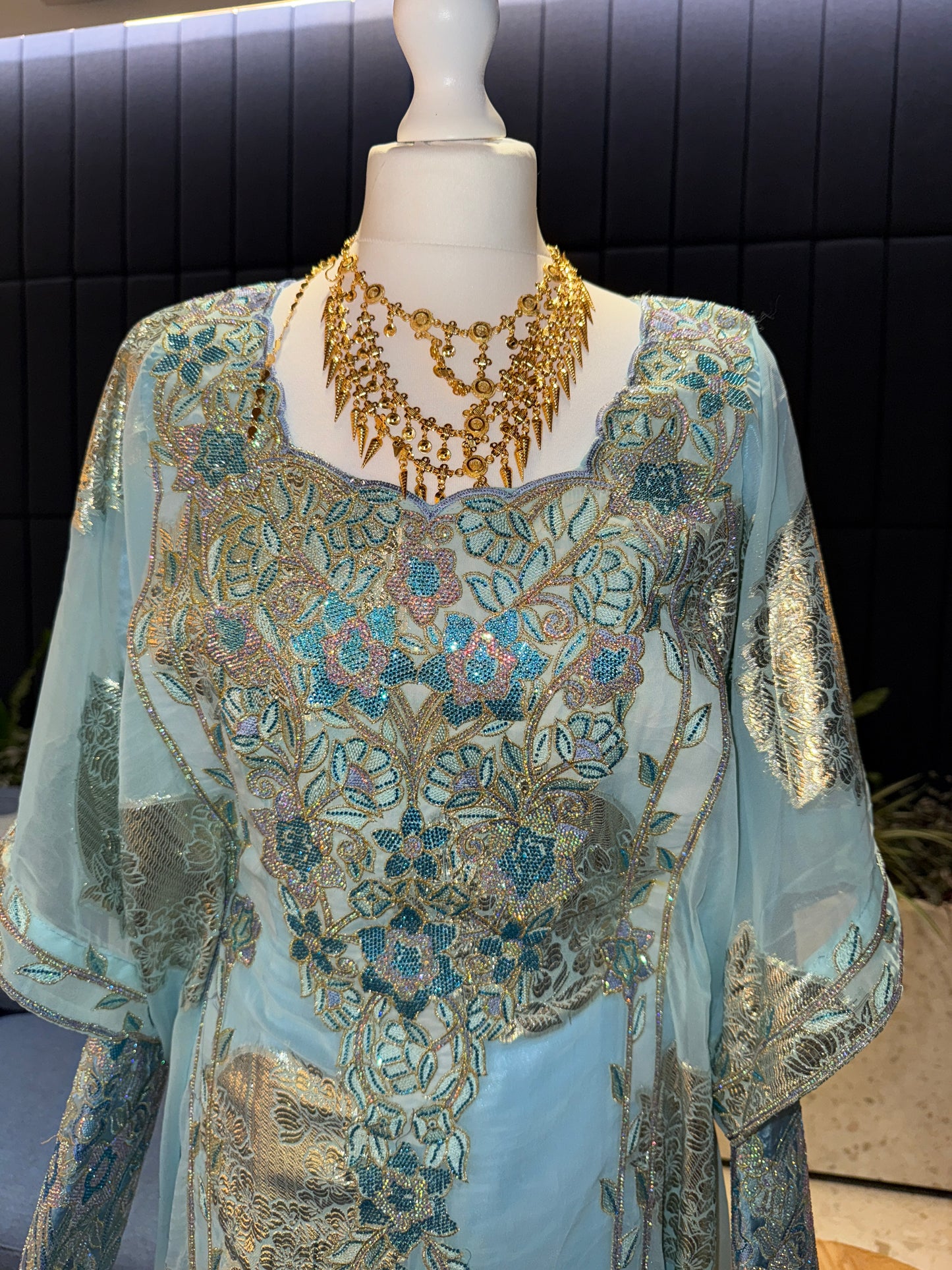 Emirati blue thobe two pieces with belt inside
