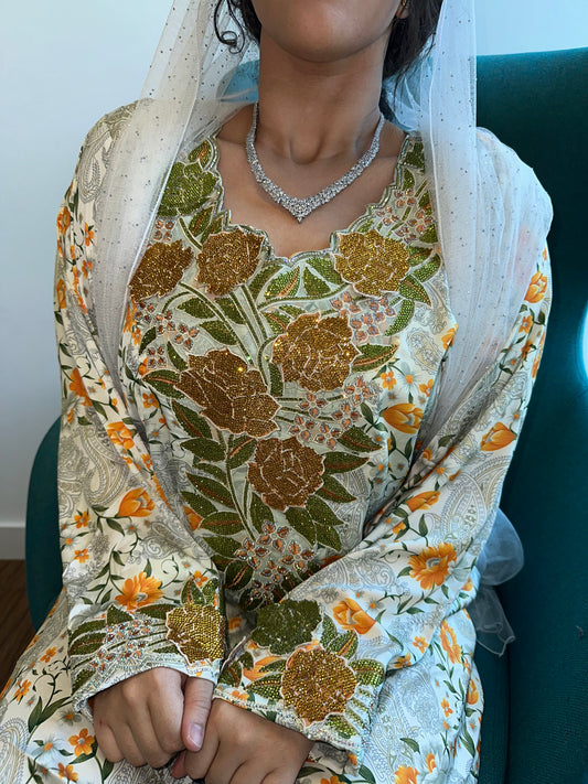 Mustard pure silk mkhawar 3D