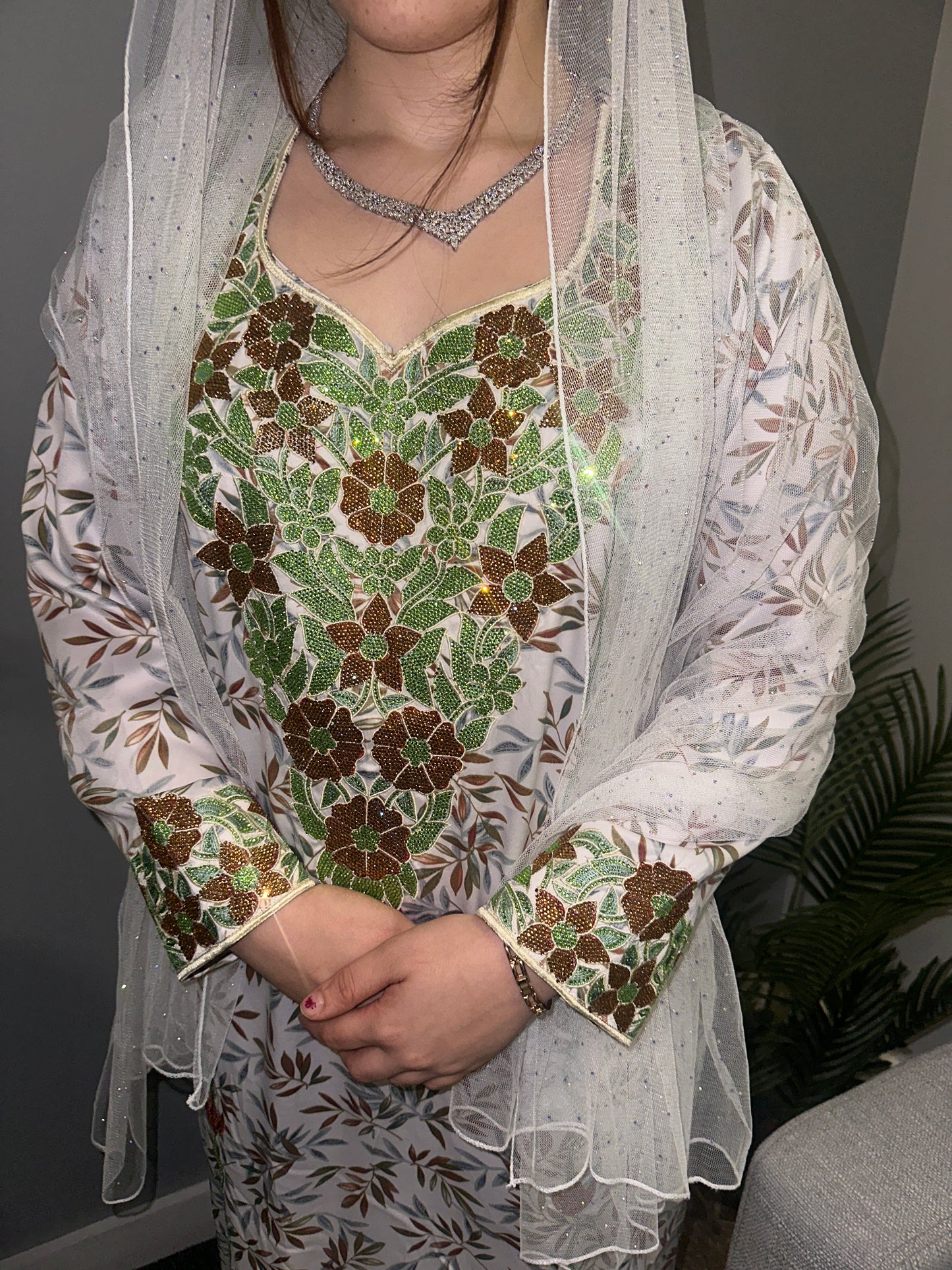 Green Indonesian silk mkhawar