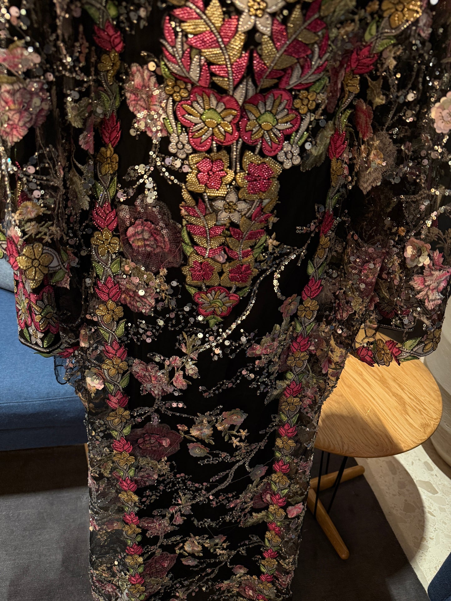 Handmade black and pink Emirati Thobe two pieces with belt inside