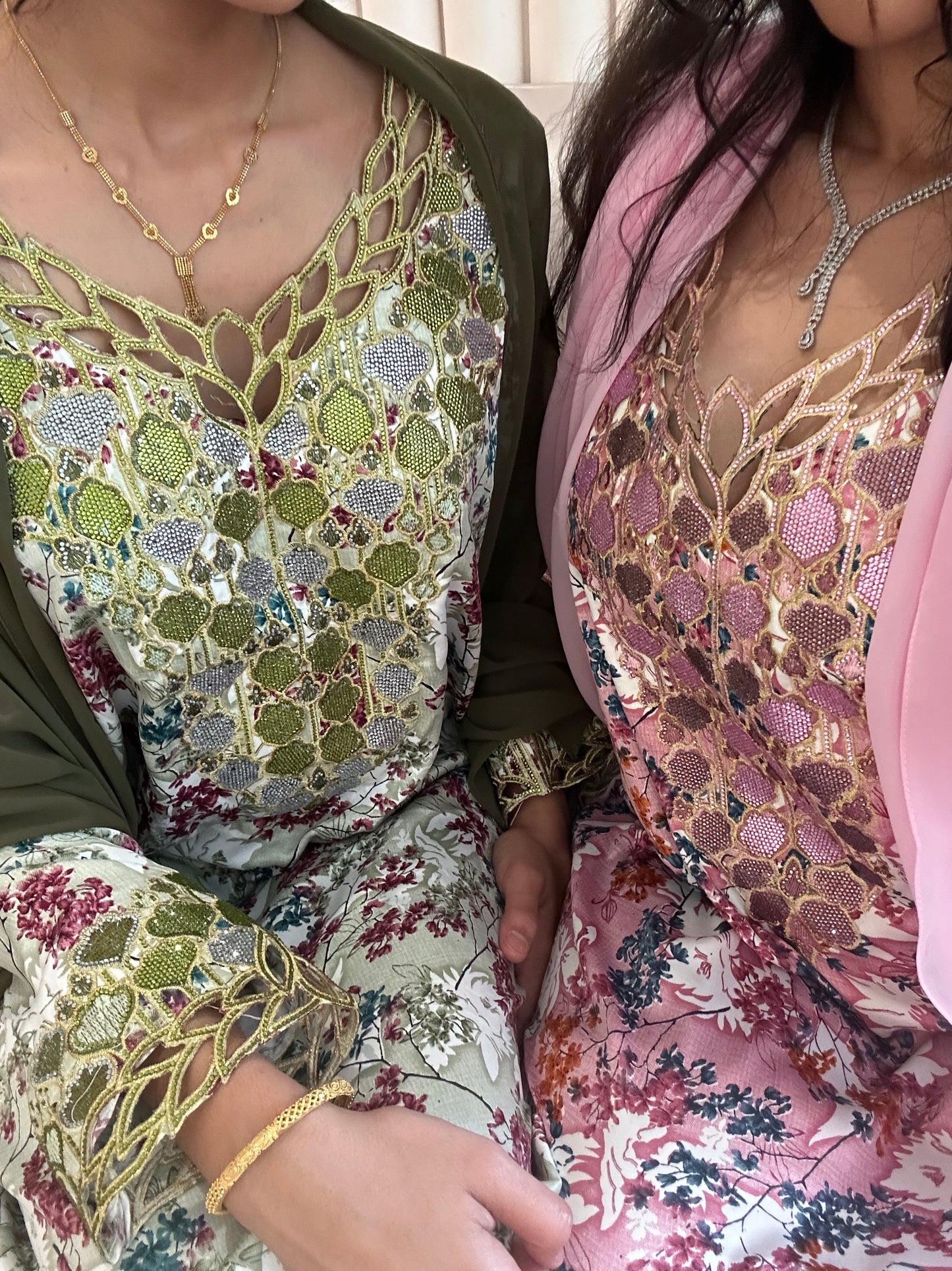 Pink mkhawar with matching while