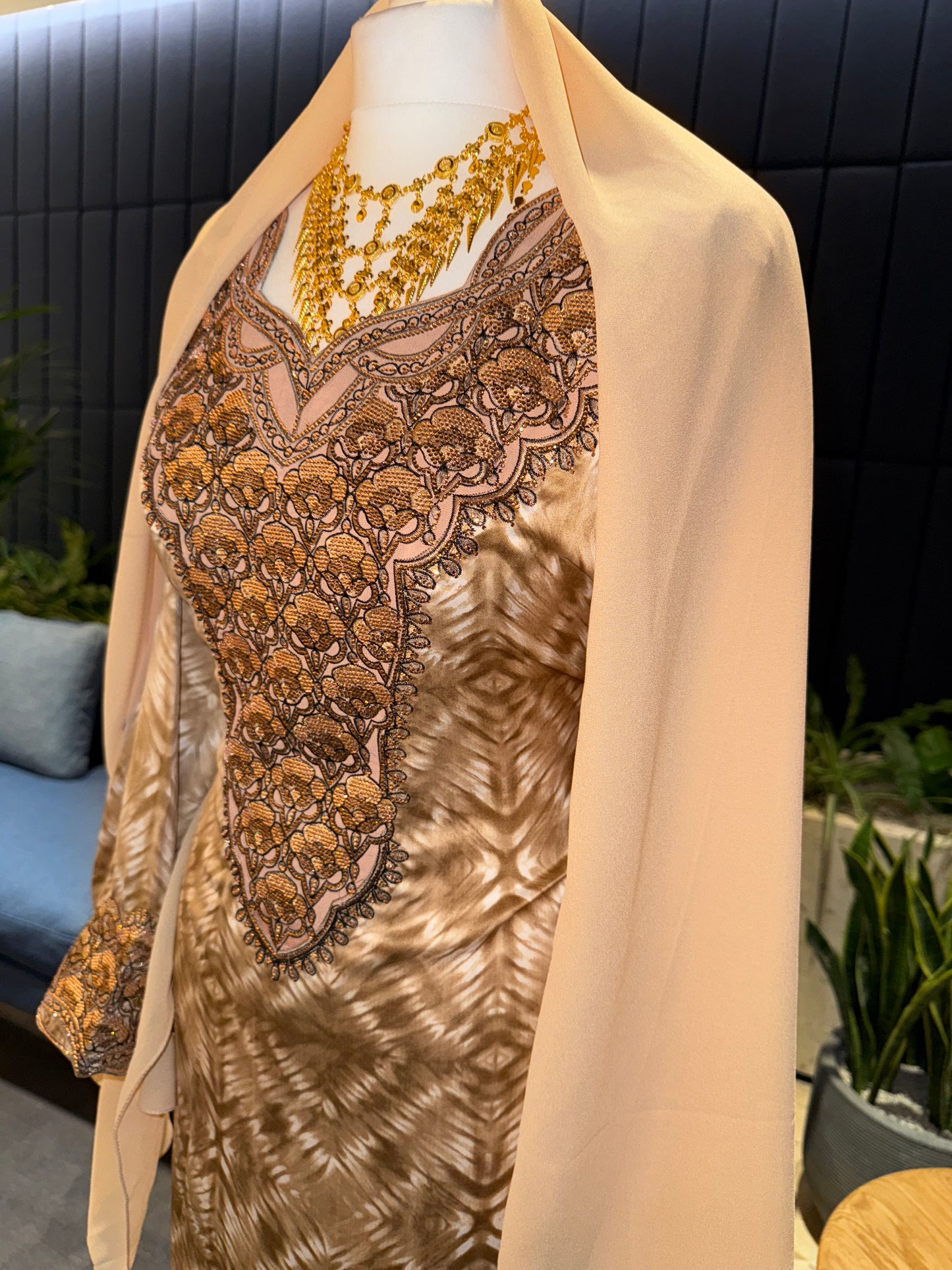 Brown2 mukhawar with hijab and corset back