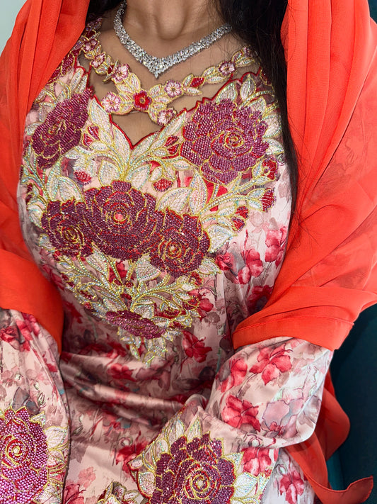 Red and orange mkhawar with matching Shiela