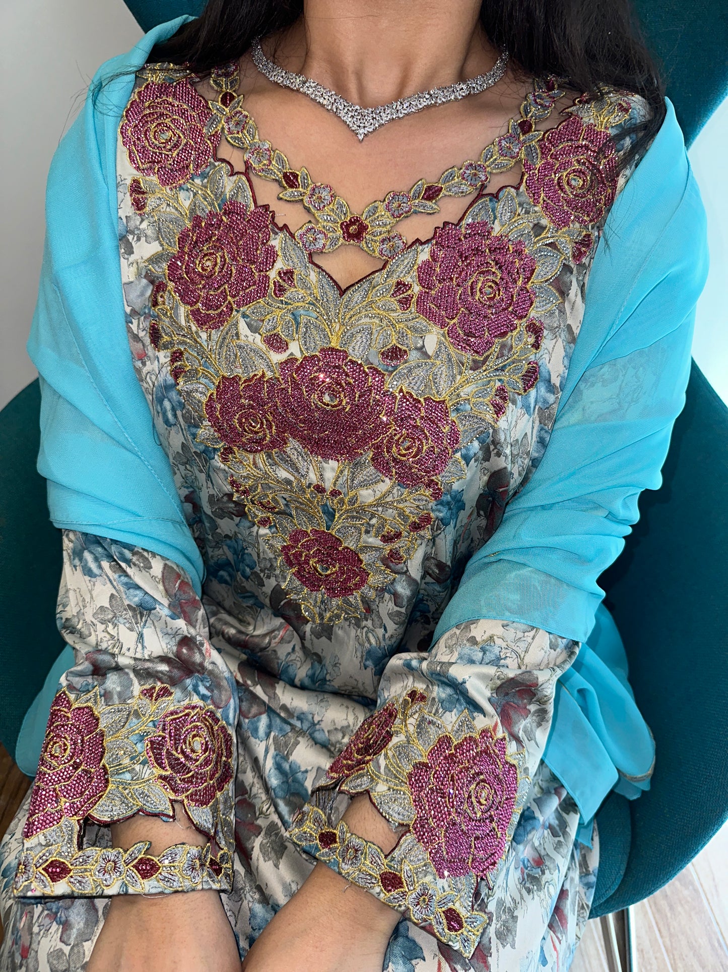 Blue mkhawar with matching Shiela