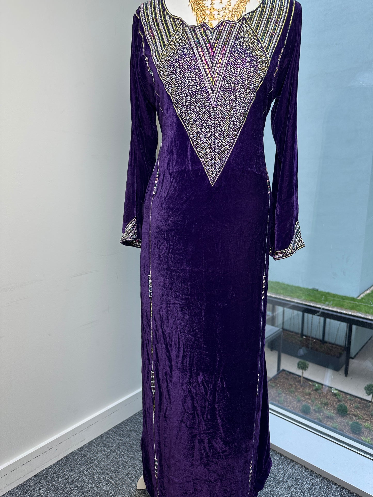 Dark Purple velvet Mukhawar