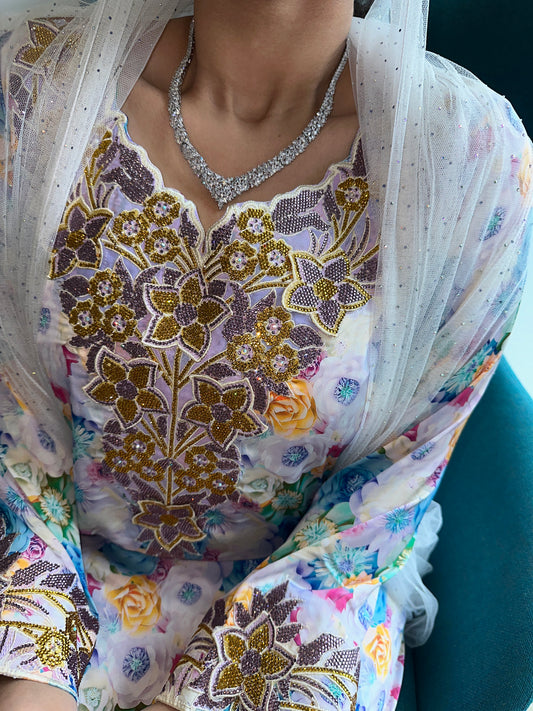 Pure silk and 3D purple mkhawar