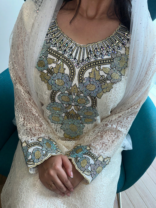 Creamy lace mkhawar