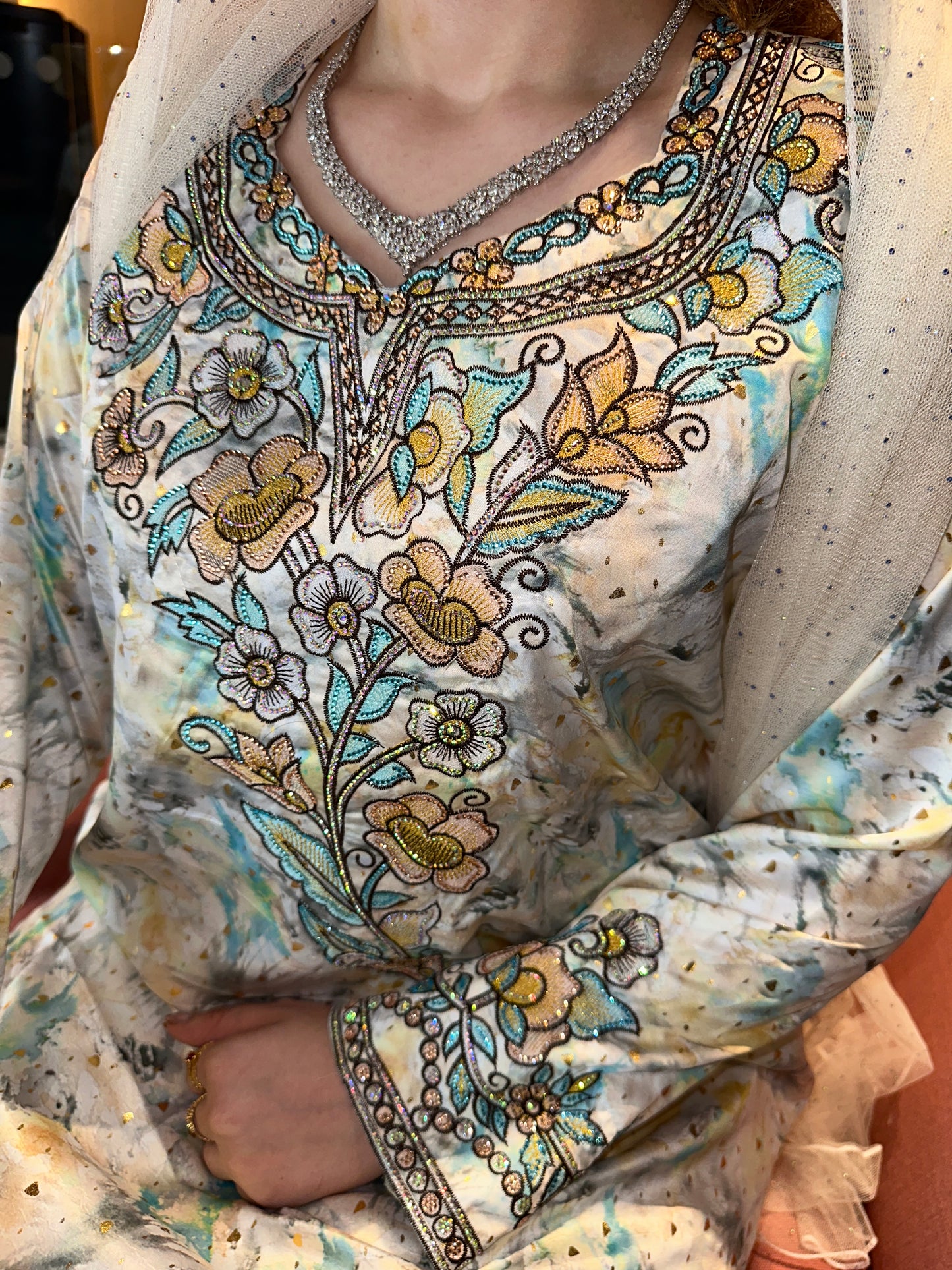 Cream enzeray mkhawar with corset back and chiffon Sheila