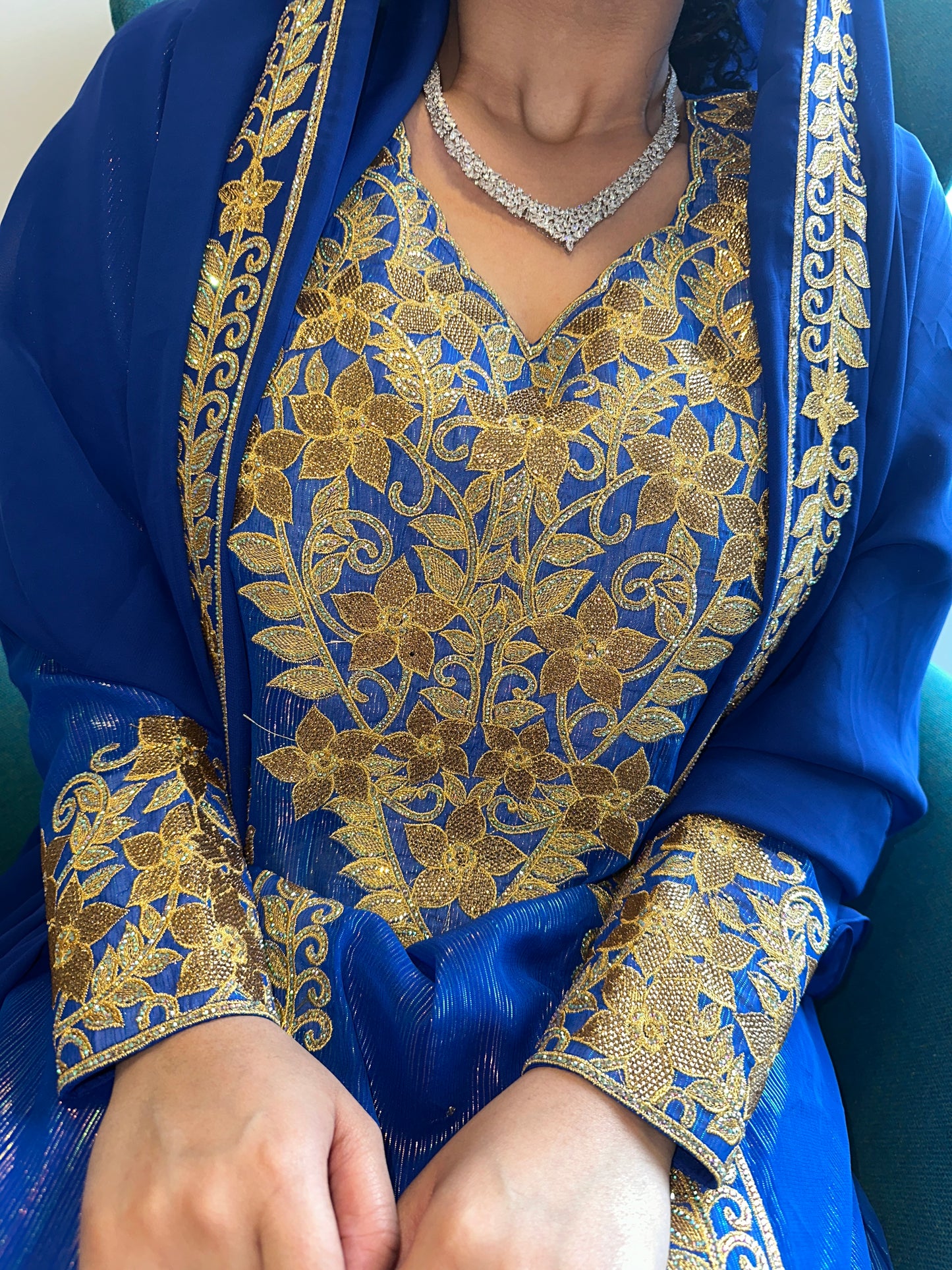 Blue mkhawar with matching Shiela