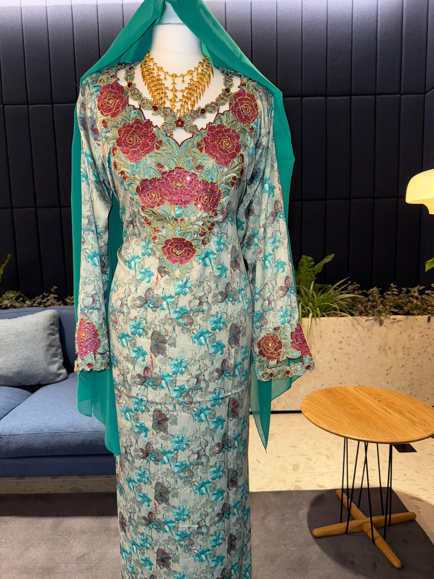 Green mukhawar with matching Shiela hijab