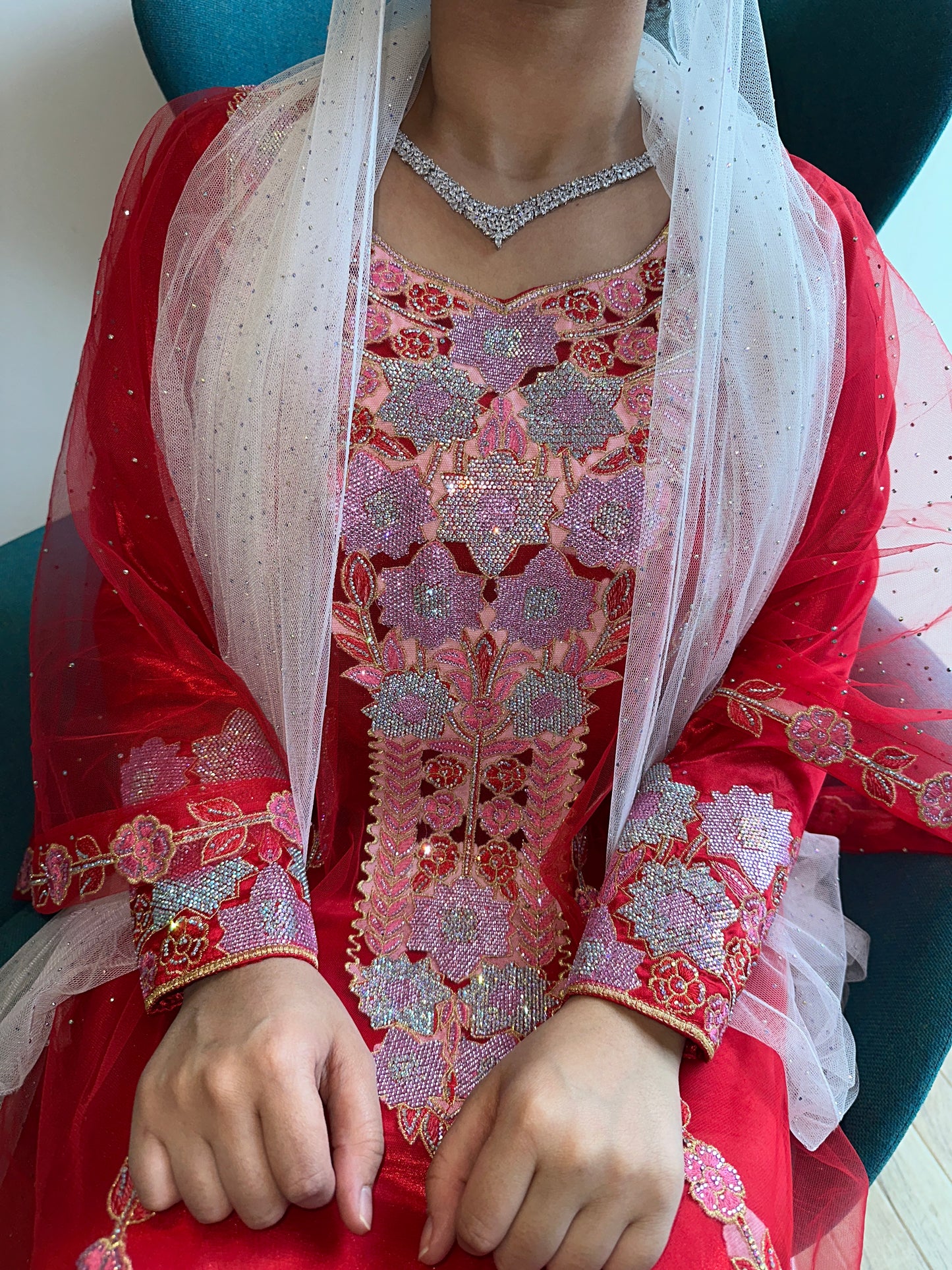 Red Emirates Thobe