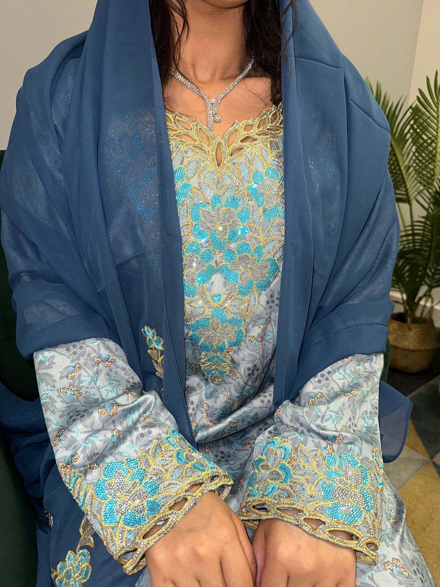 Blue and grey mkhawar with matching Shiela