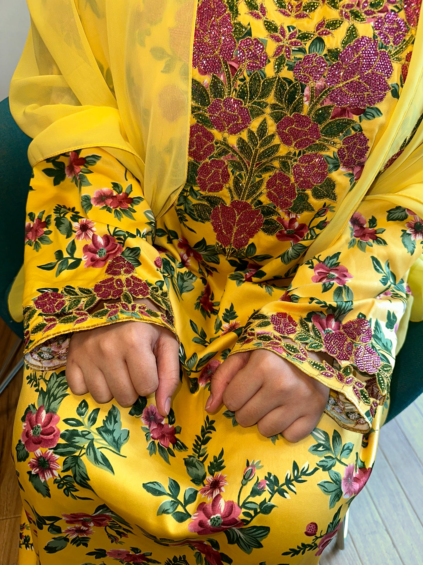 Yellow mkhawar with matching Shiela