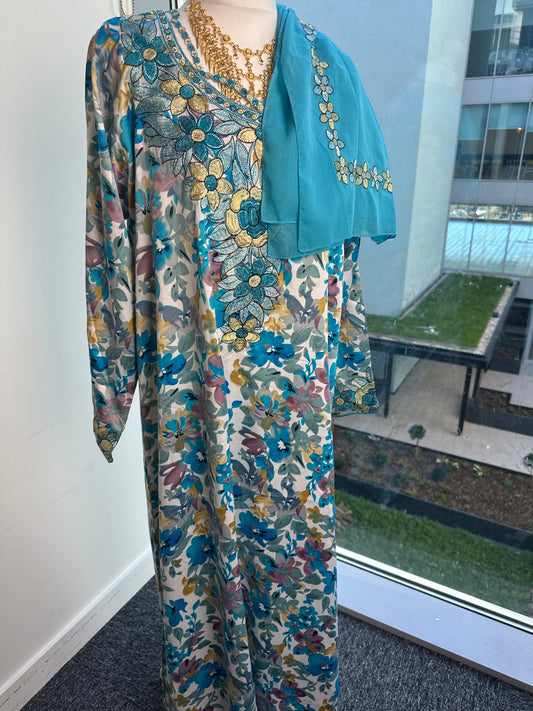 Blue and white Mukhawar with matching Sheila